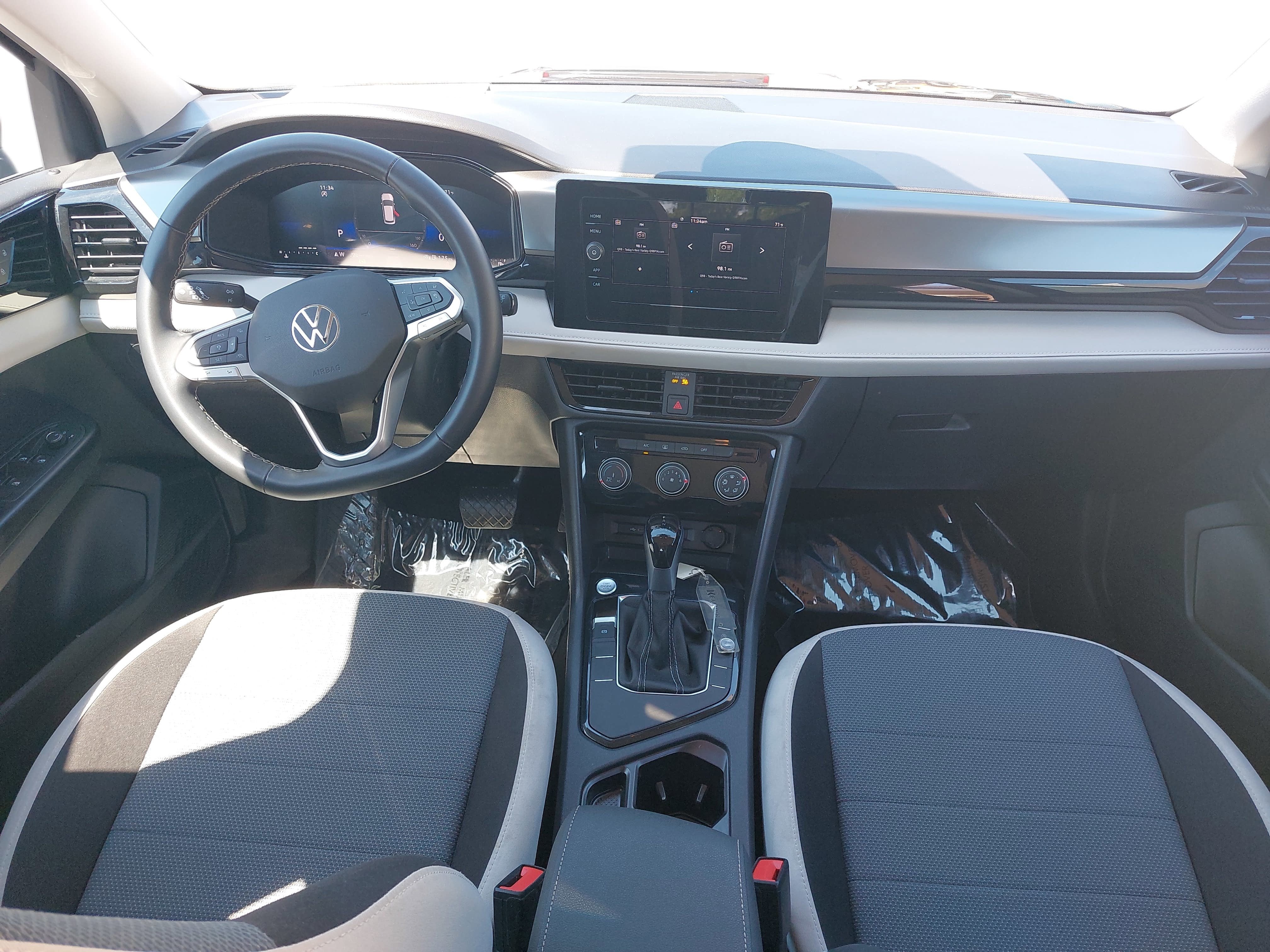 2025 Volkswagen Taos S