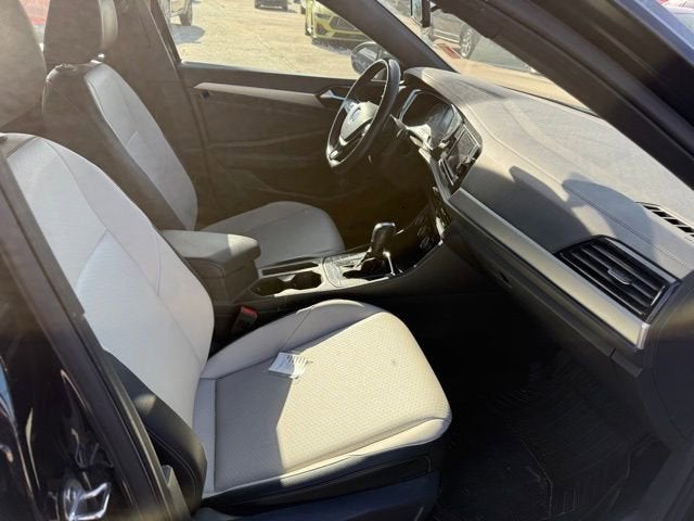 2021 Volkswagen Jetta R-Line