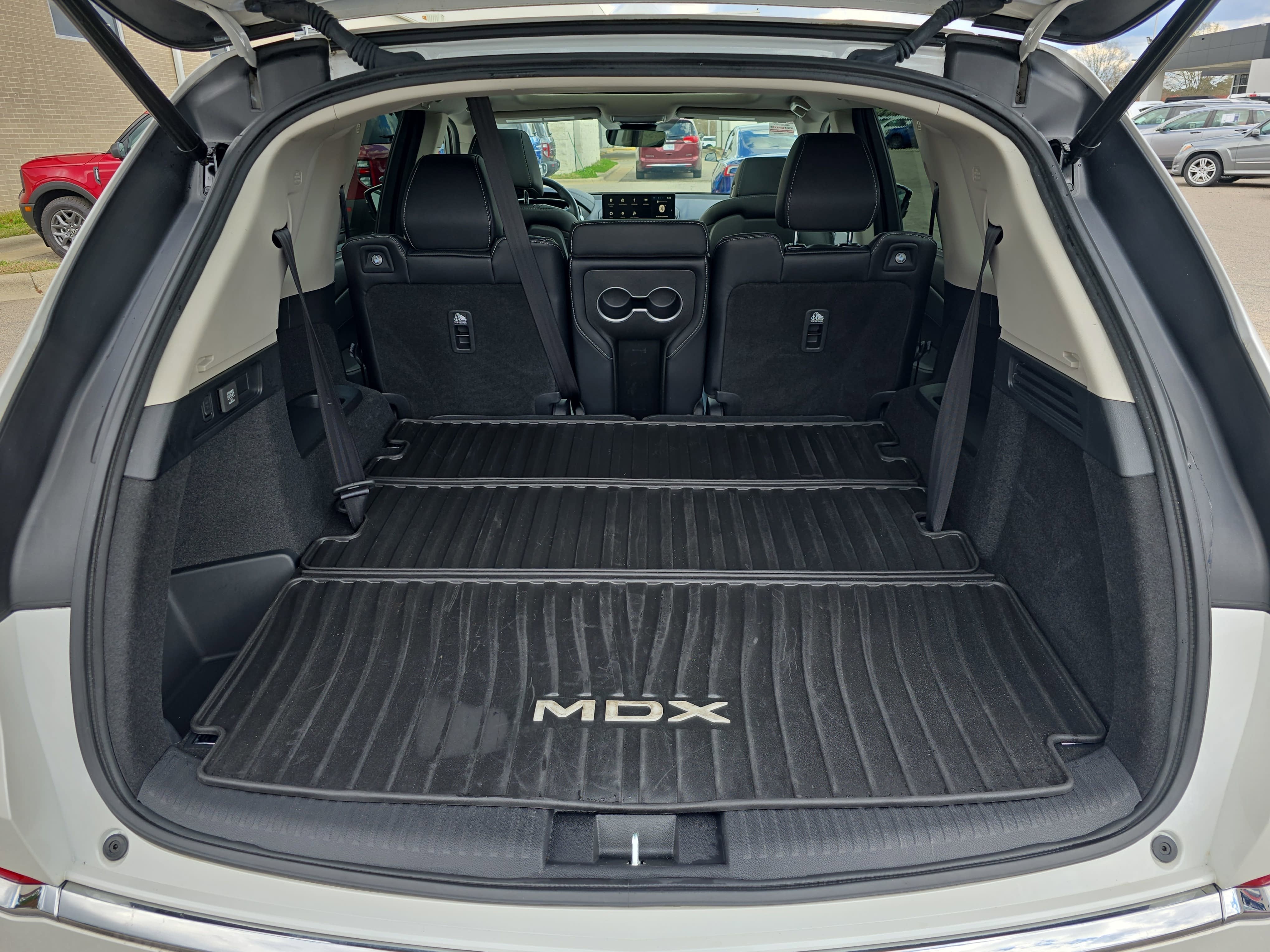 2023 Acura MDX w/Technology Package