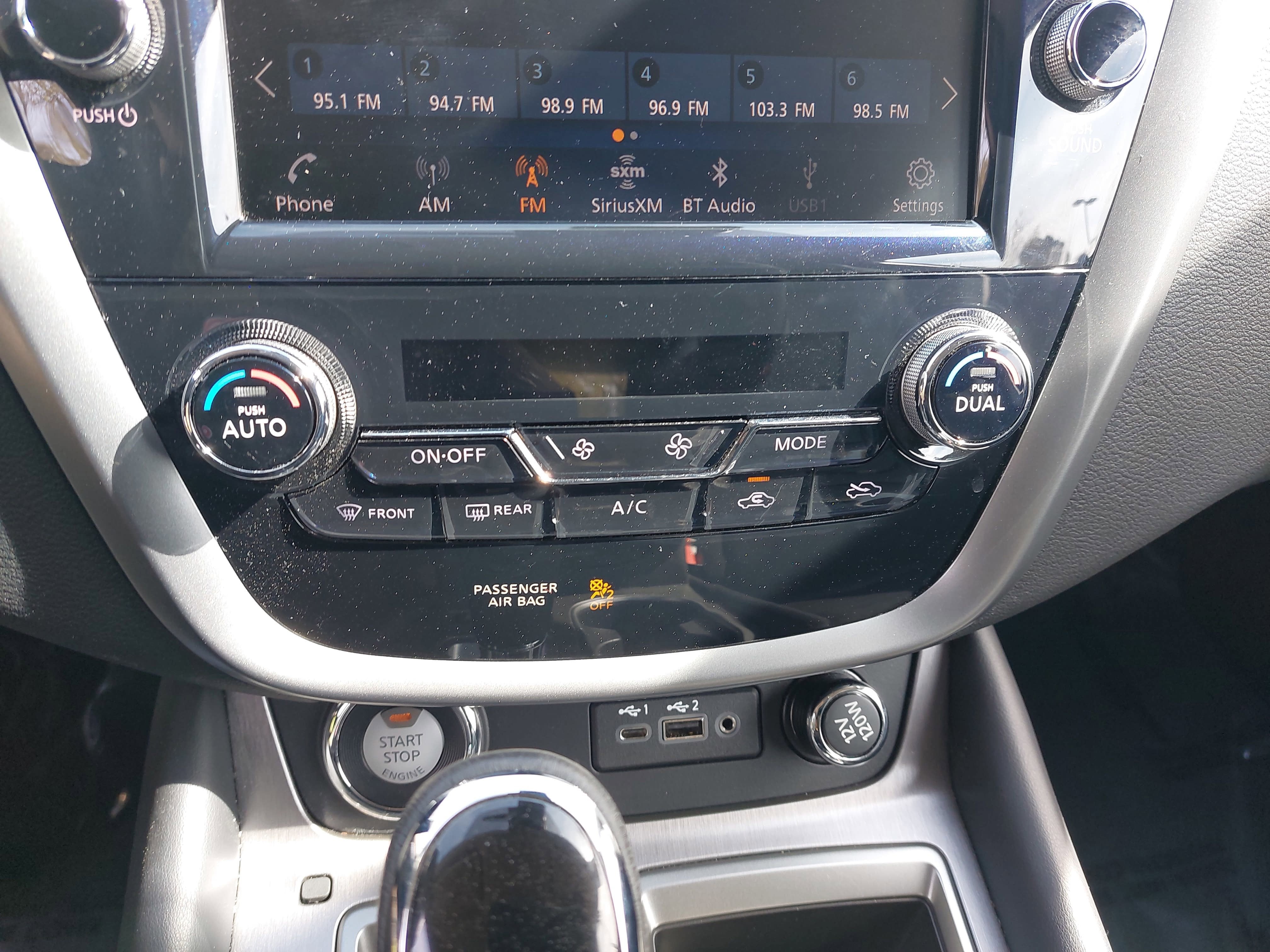 2024 Nissan Murano SV