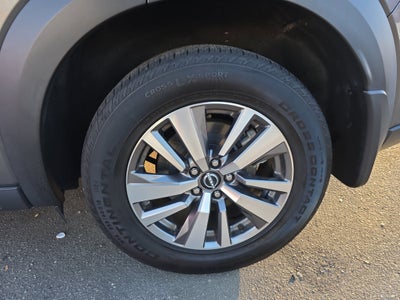 2022 Nissan Pathfinder SL