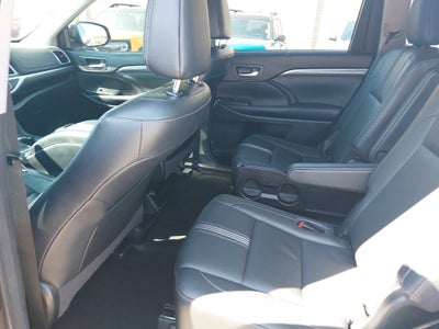 2018 Toyota Highlander SE