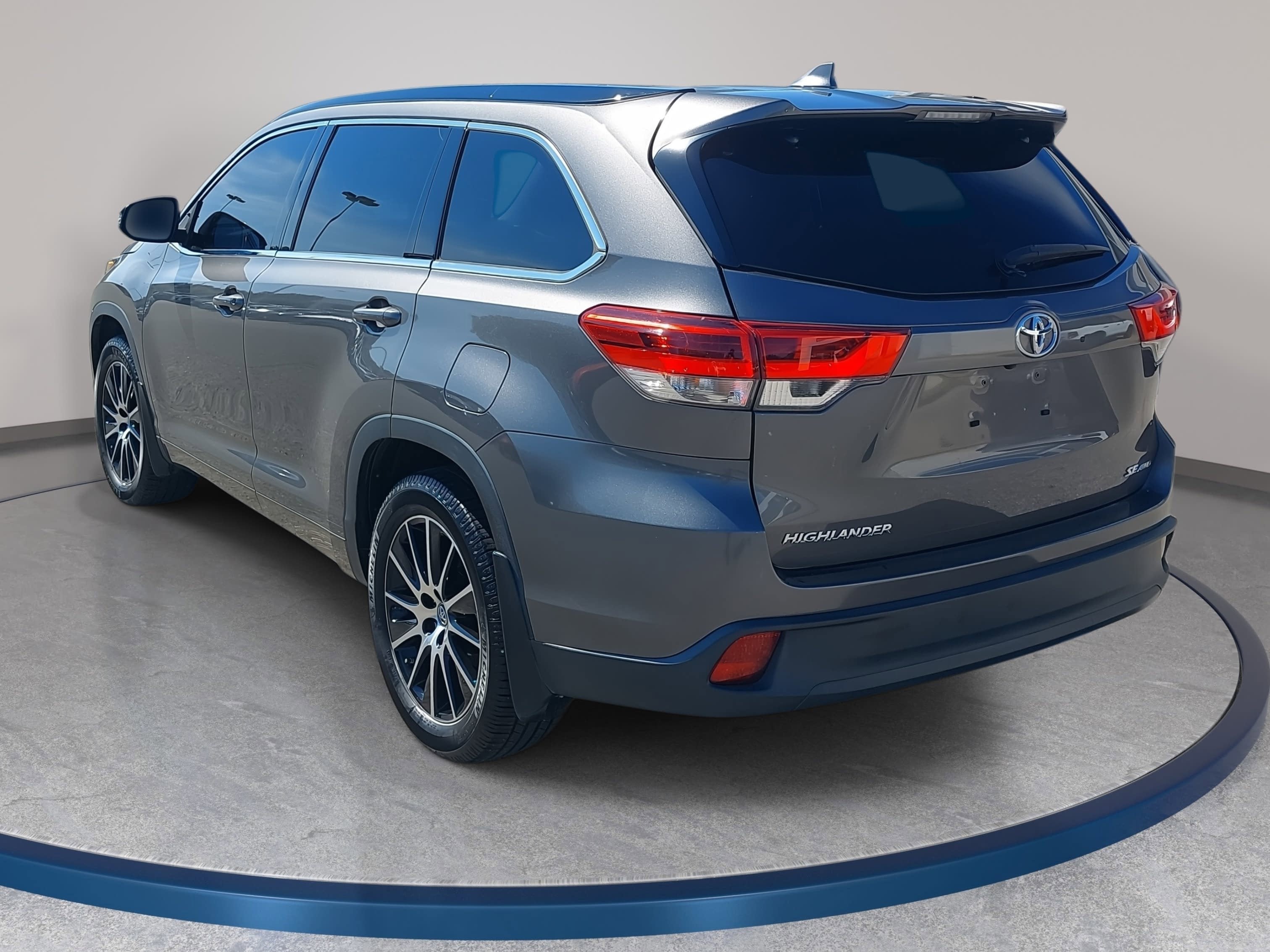 2018 Toyota Highlander SE