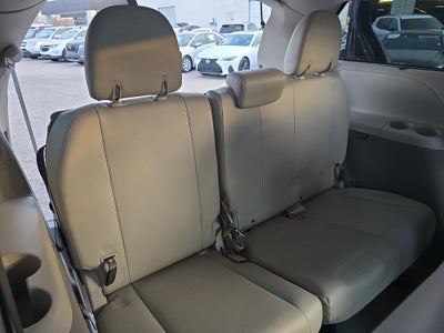 2011 Toyota Sienna XLE AAS