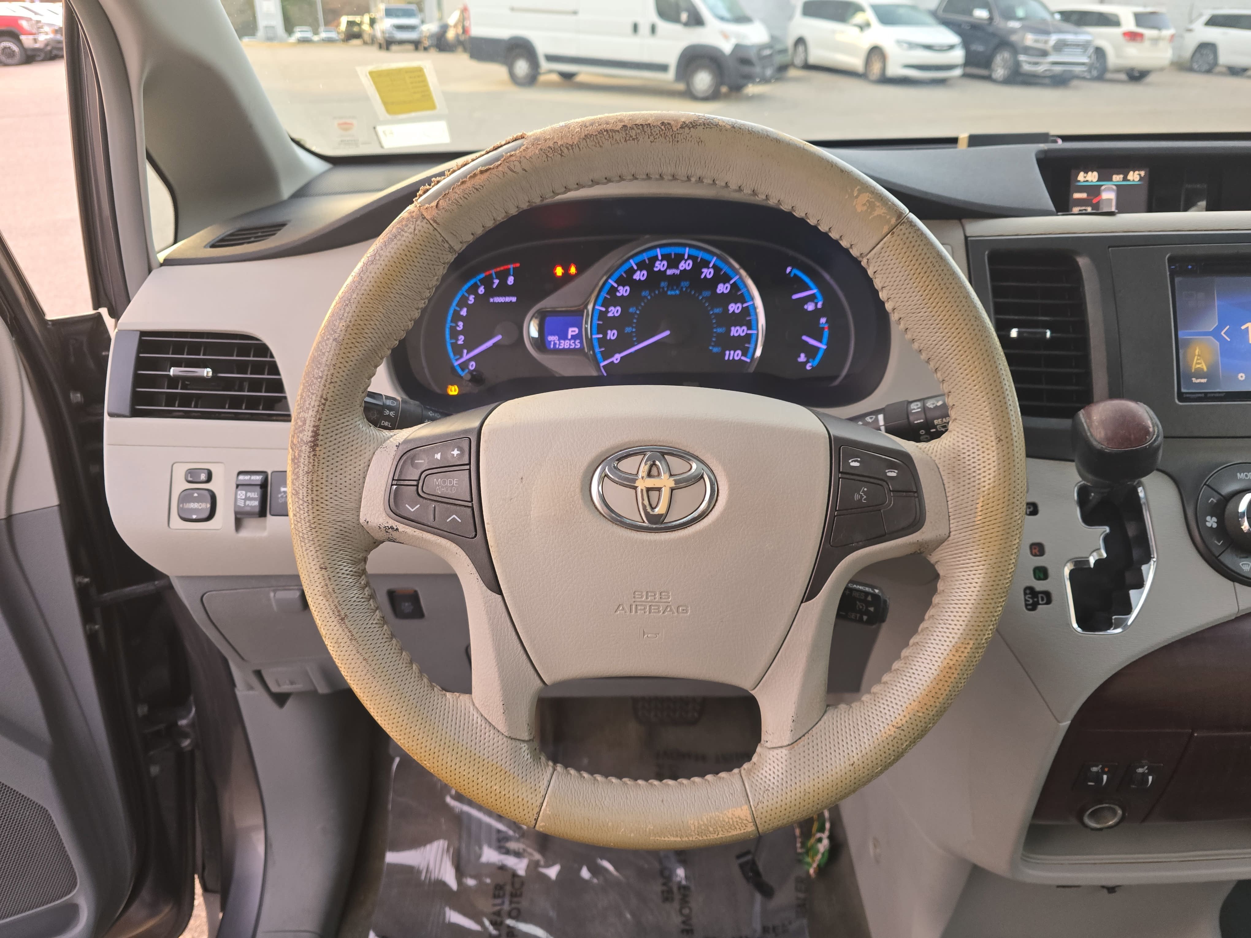 2011 Toyota Sienna XLE AAS