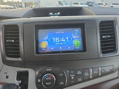 2011 Toyota Sienna XLE AAS
