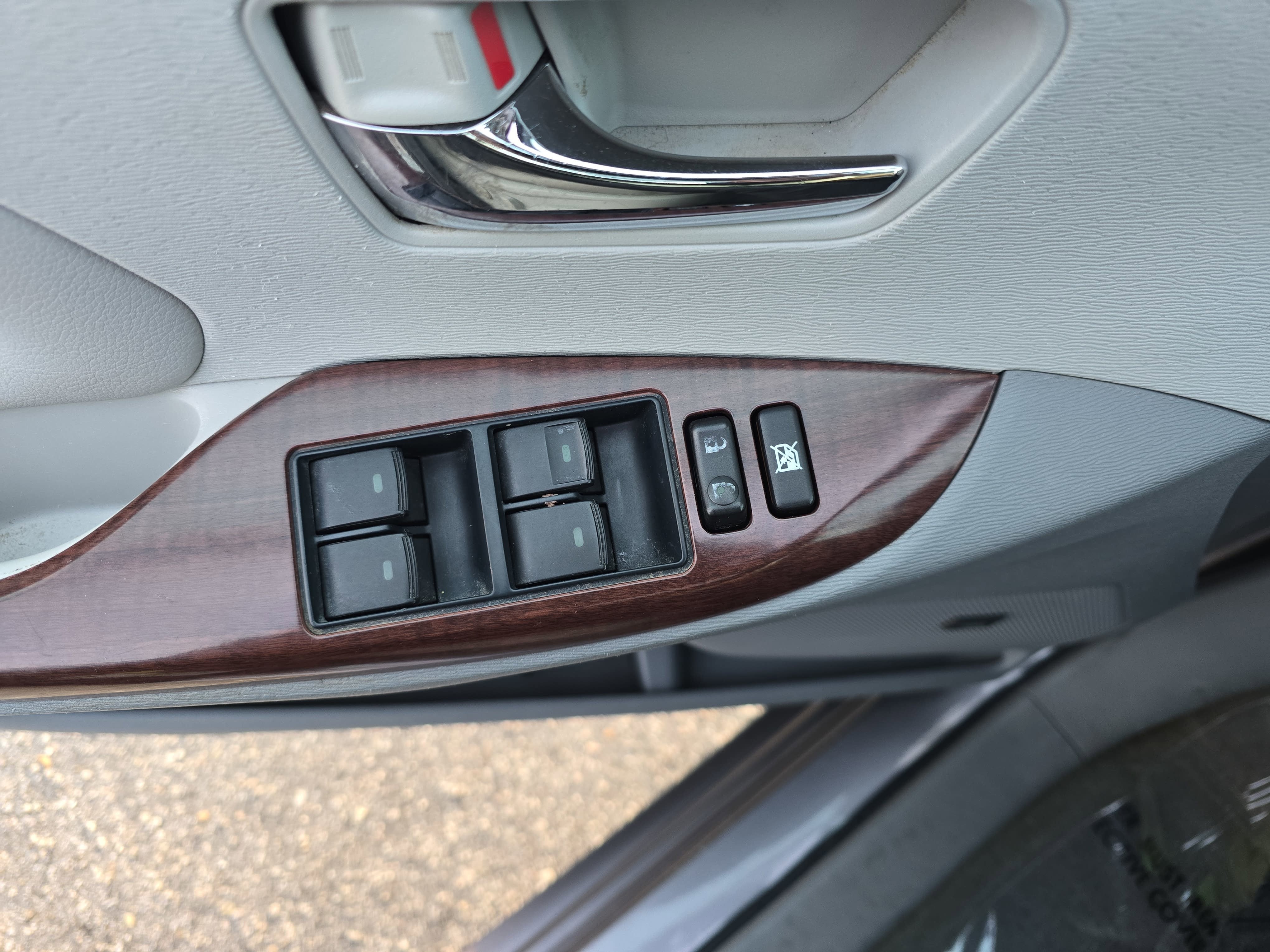 2011 Toyota Sienna XLE AAS