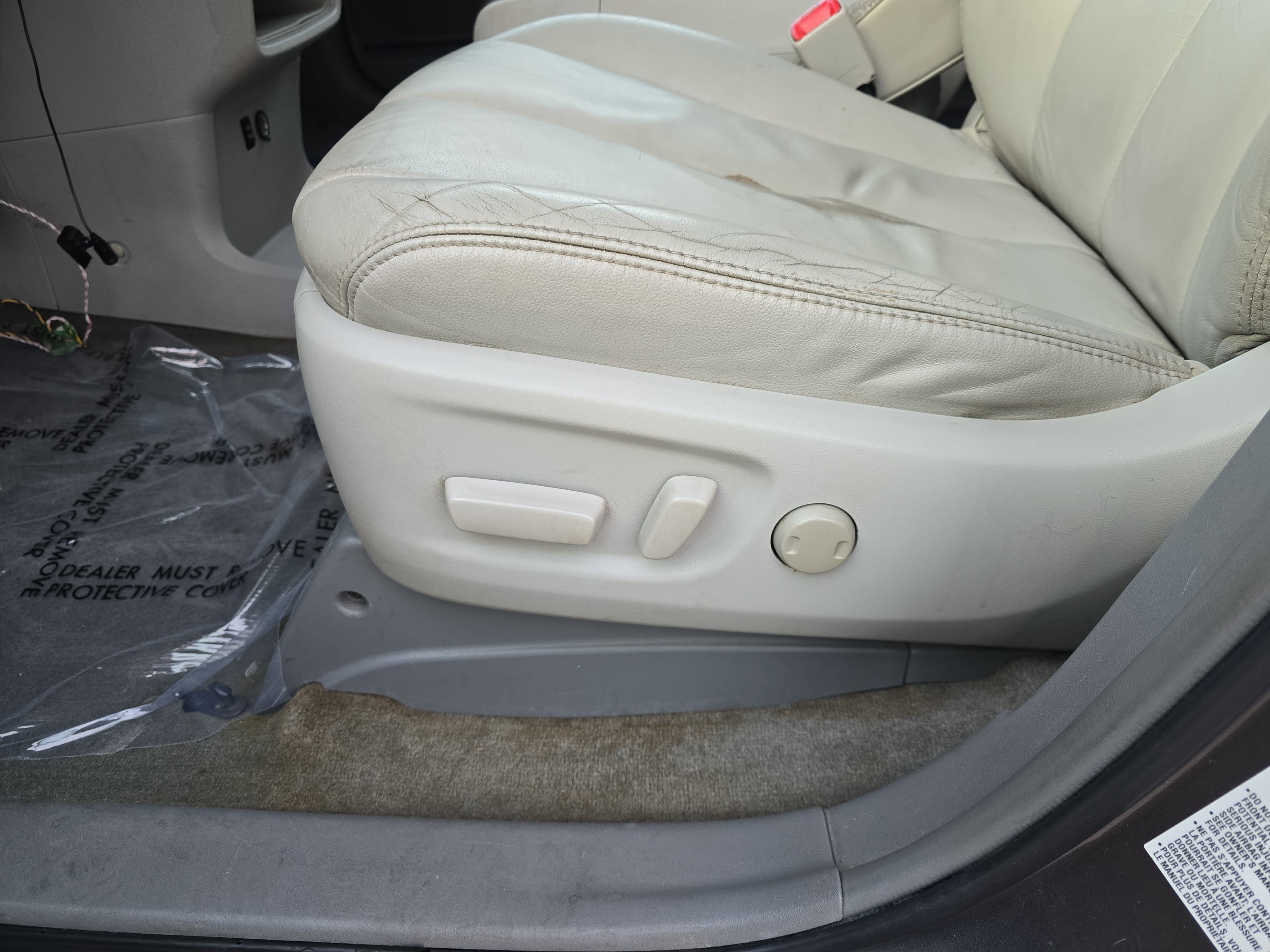 2011 Toyota Sienna XLE AAS