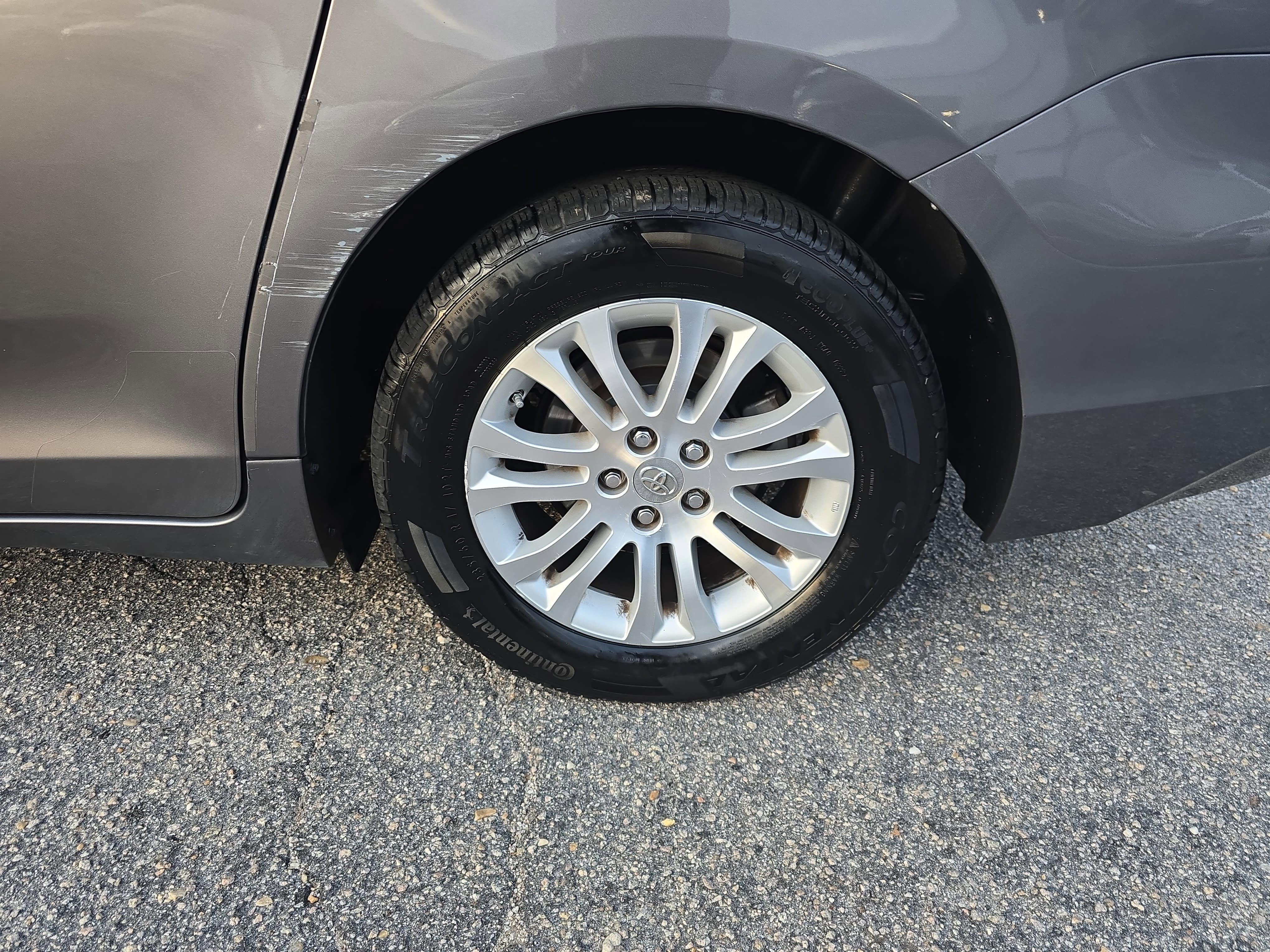 2011 Toyota Sienna XLE AAS