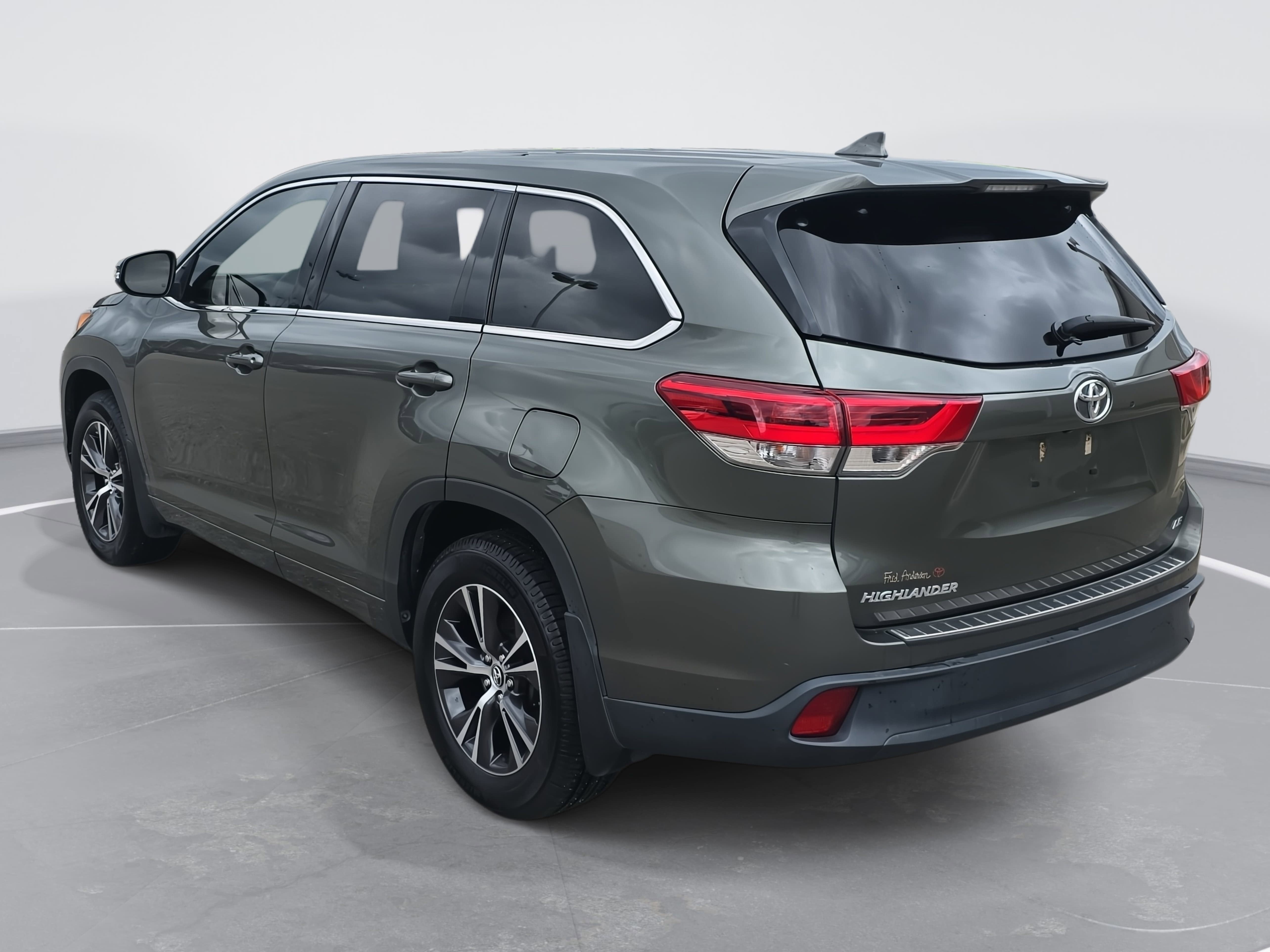 2018 Toyota Highlander LE