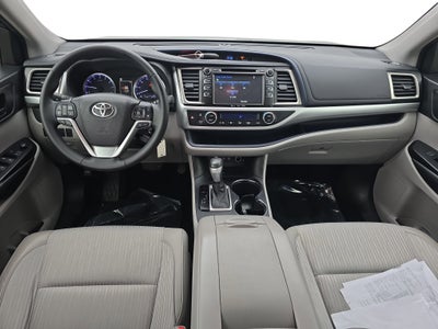 2018 Toyota Highlander LE