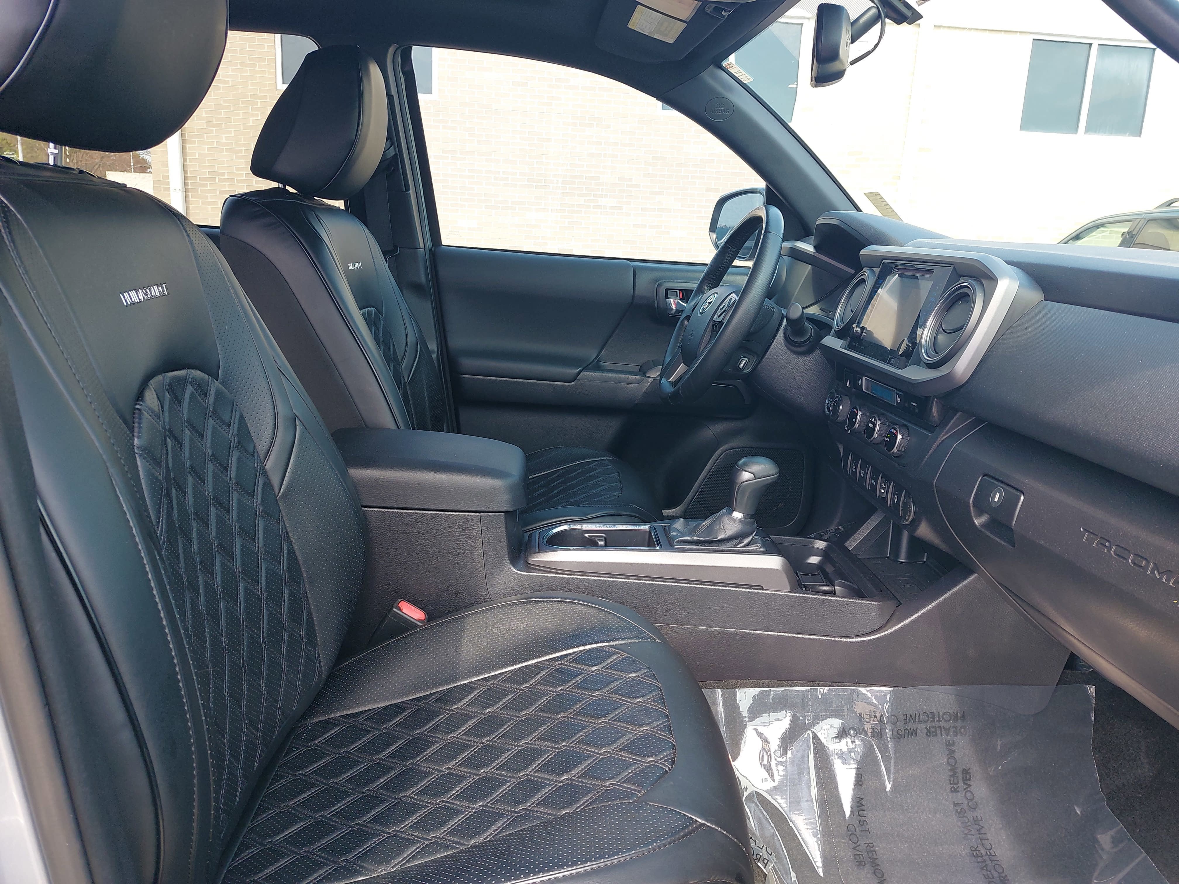 2016 Toyota Tacoma SR