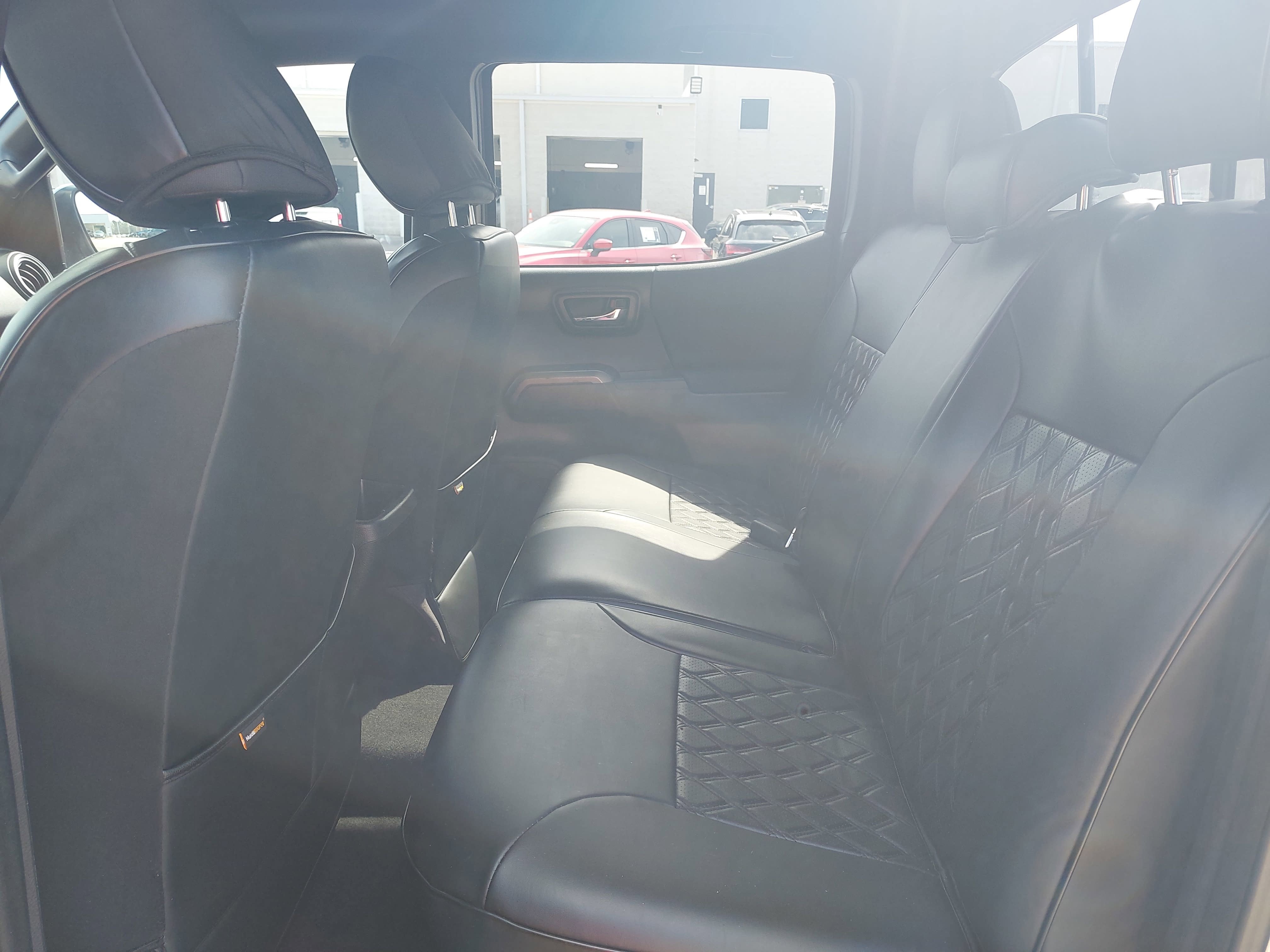 2016 Toyota Tacoma SR