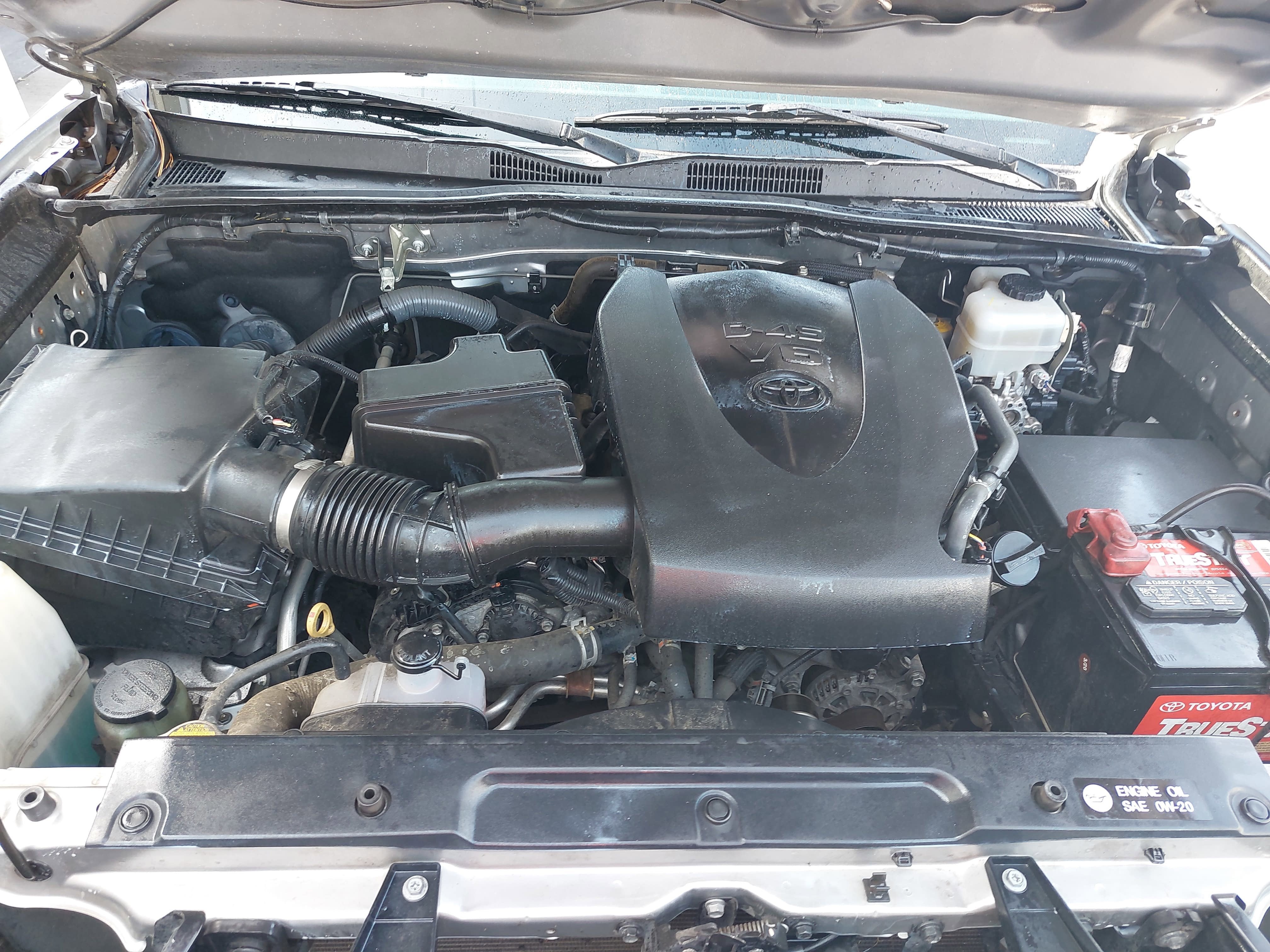 2016 Toyota Tacoma SR