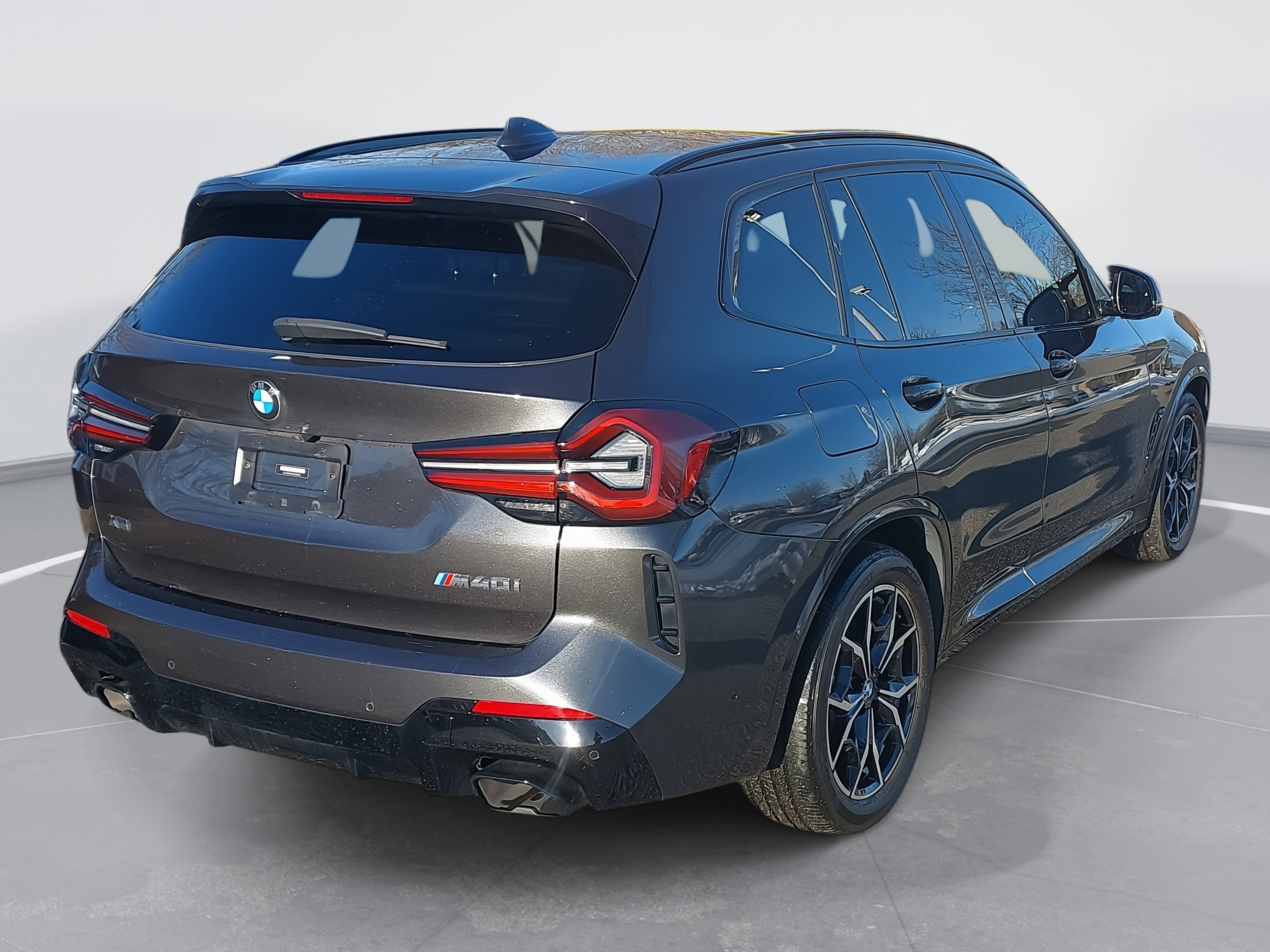 2023 BMW X3 M40i
