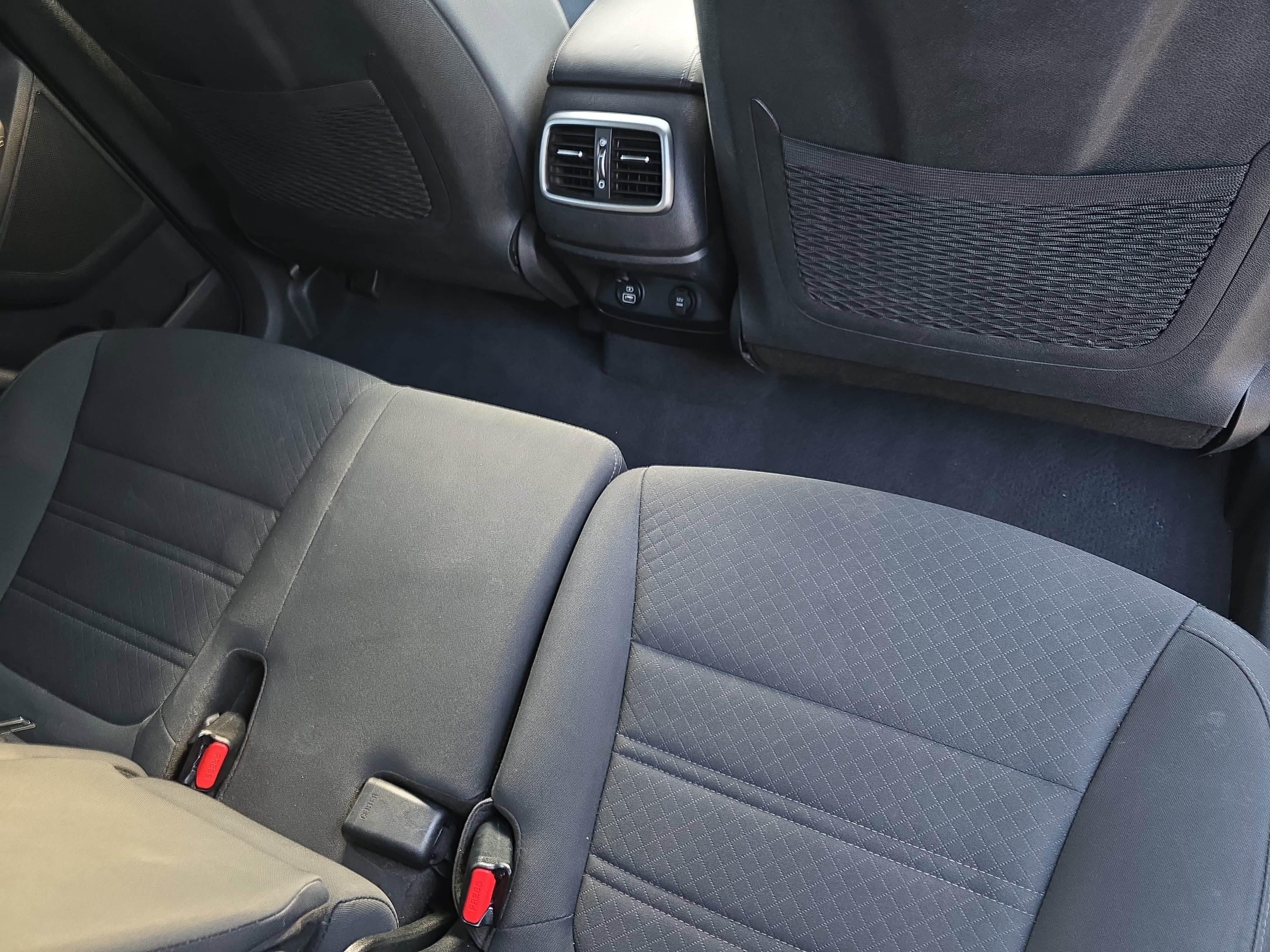 2020 Kia Sorento LX V6