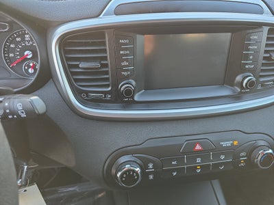 2020 Kia Sorento LX V6