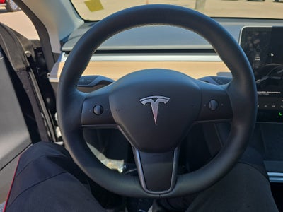2025 Tesla Model Y Long Range