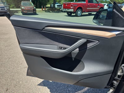 2025 Tesla Model Y Long Range