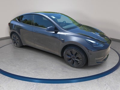 2025 Tesla Model Y Long Range