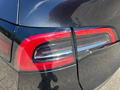 2025 Tesla Model Y Long Range