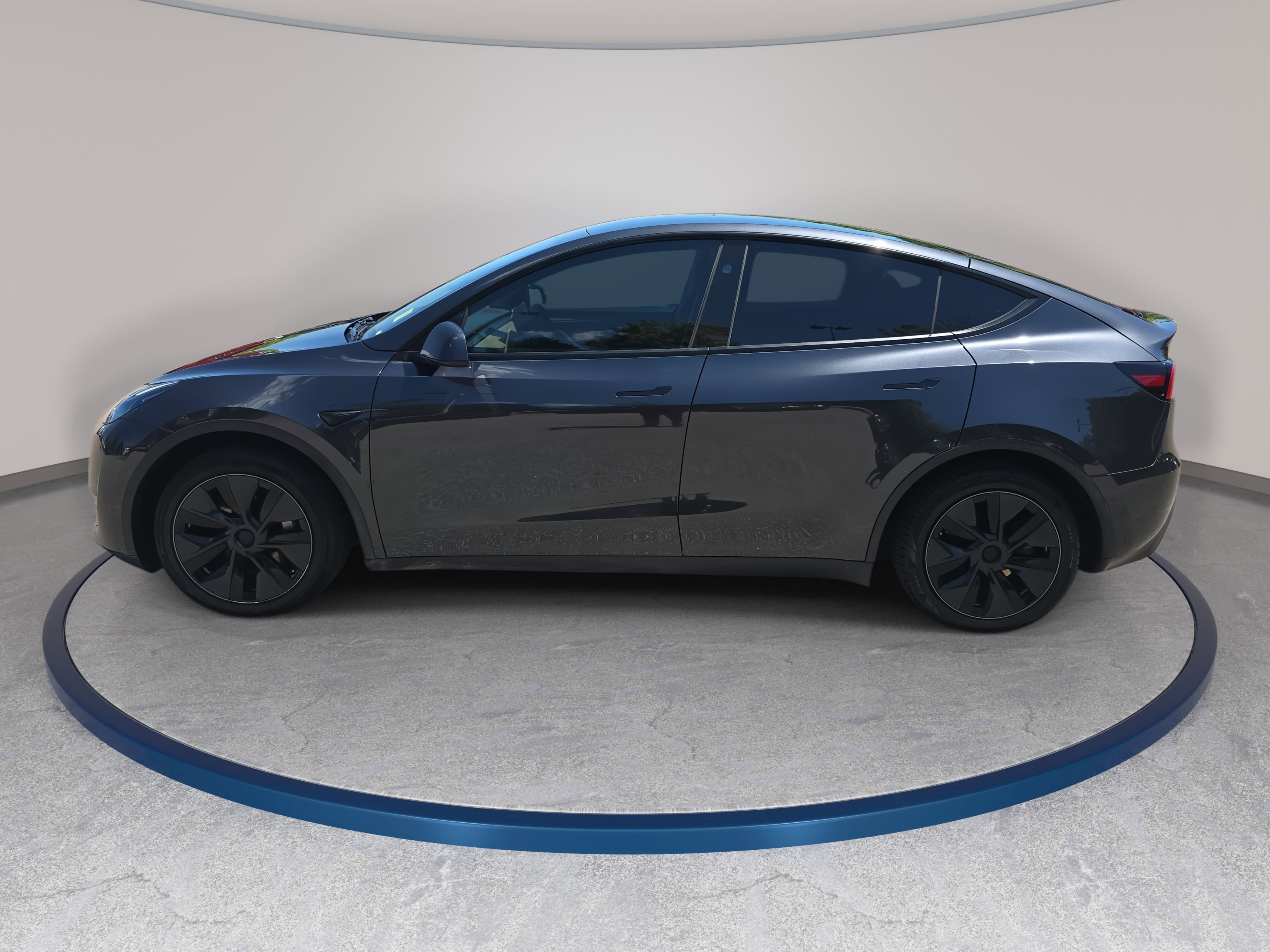 2025 Tesla Model Y Long Range