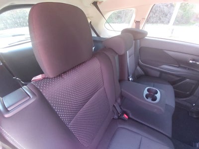 2016 Mitsubishi Outlander ES