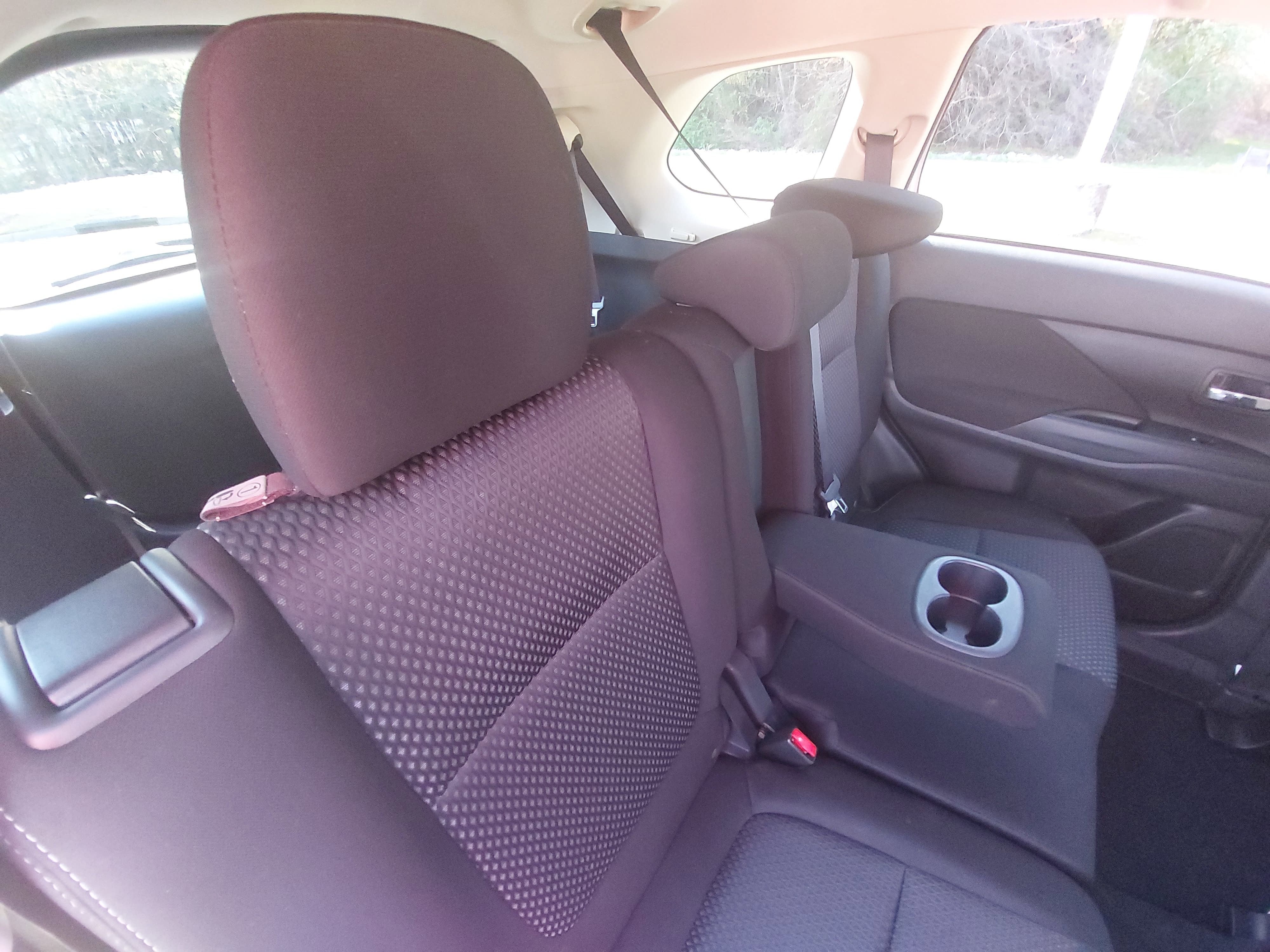 2016 Mitsubishi Outlander ES