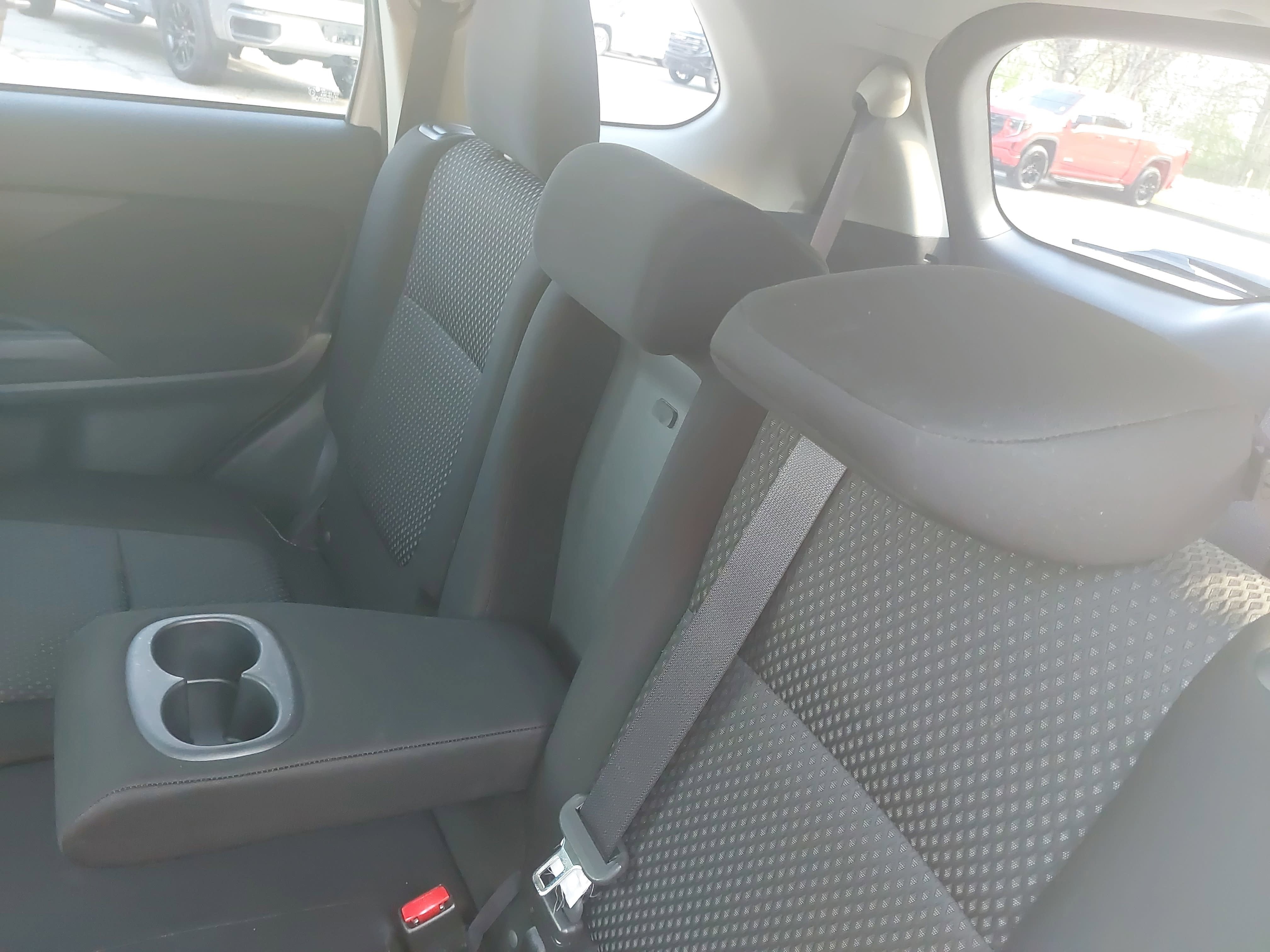 2016 Mitsubishi Outlander ES