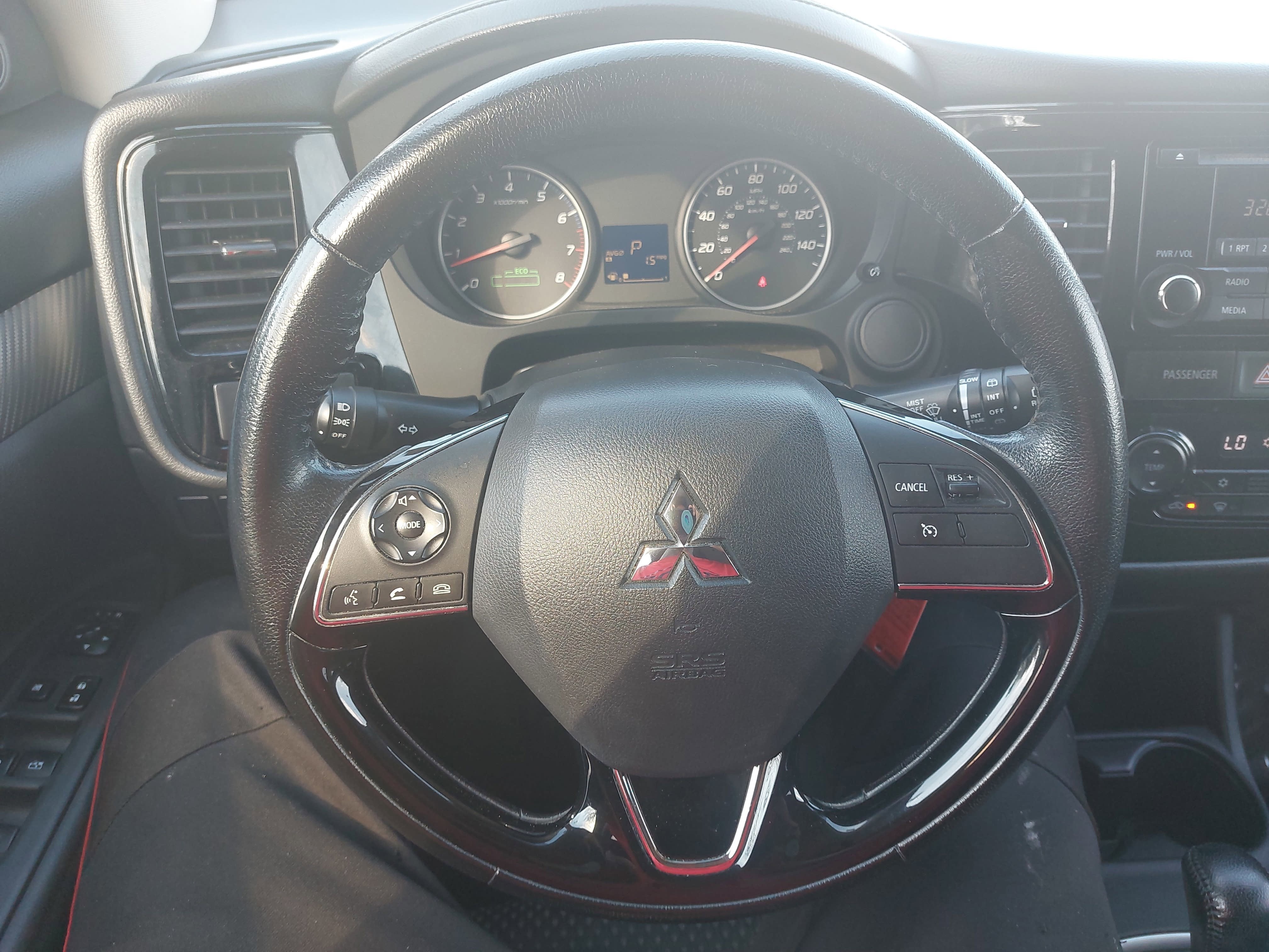 2016 Mitsubishi Outlander ES