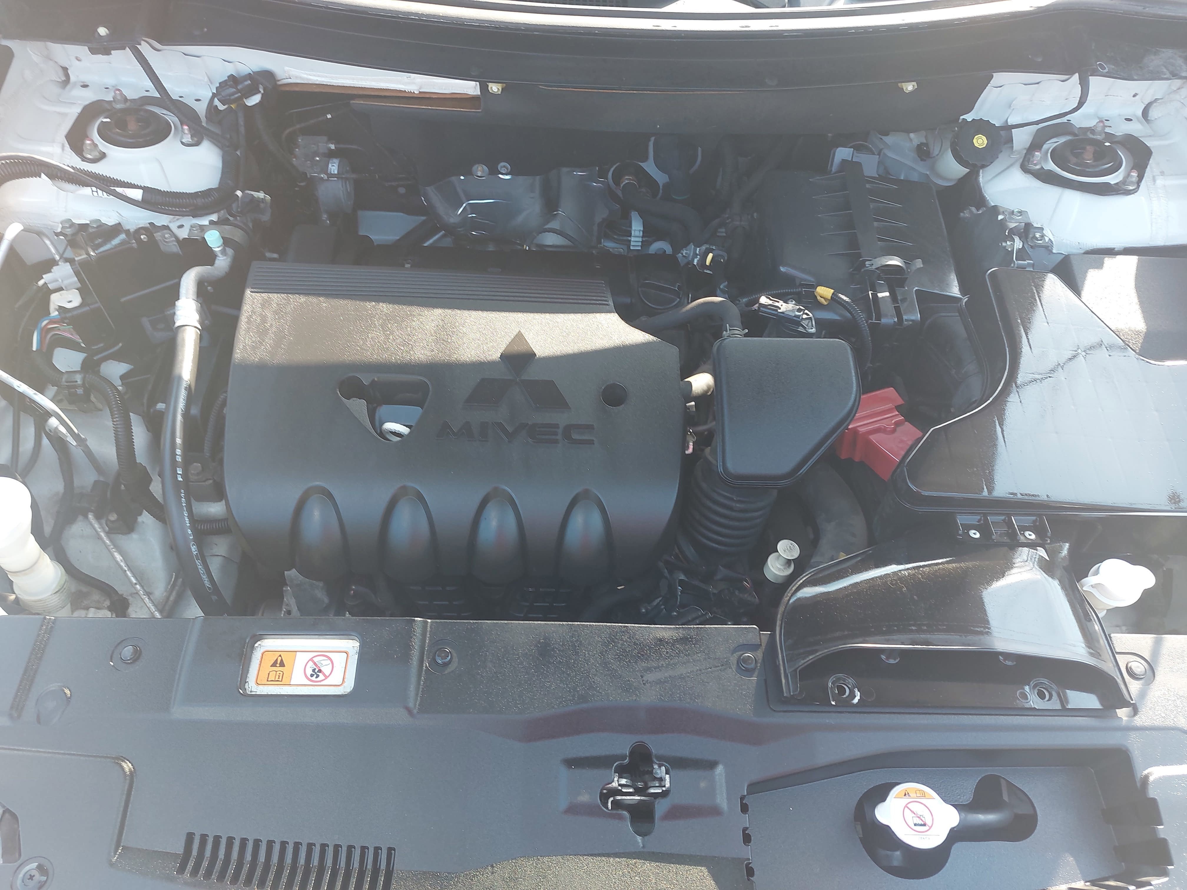 2016 Mitsubishi Outlander ES