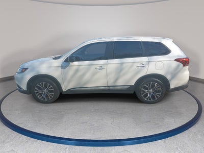 2016 Mitsubishi Outlander ES