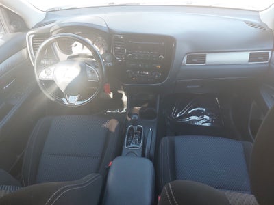 2016 Mitsubishi Outlander ES