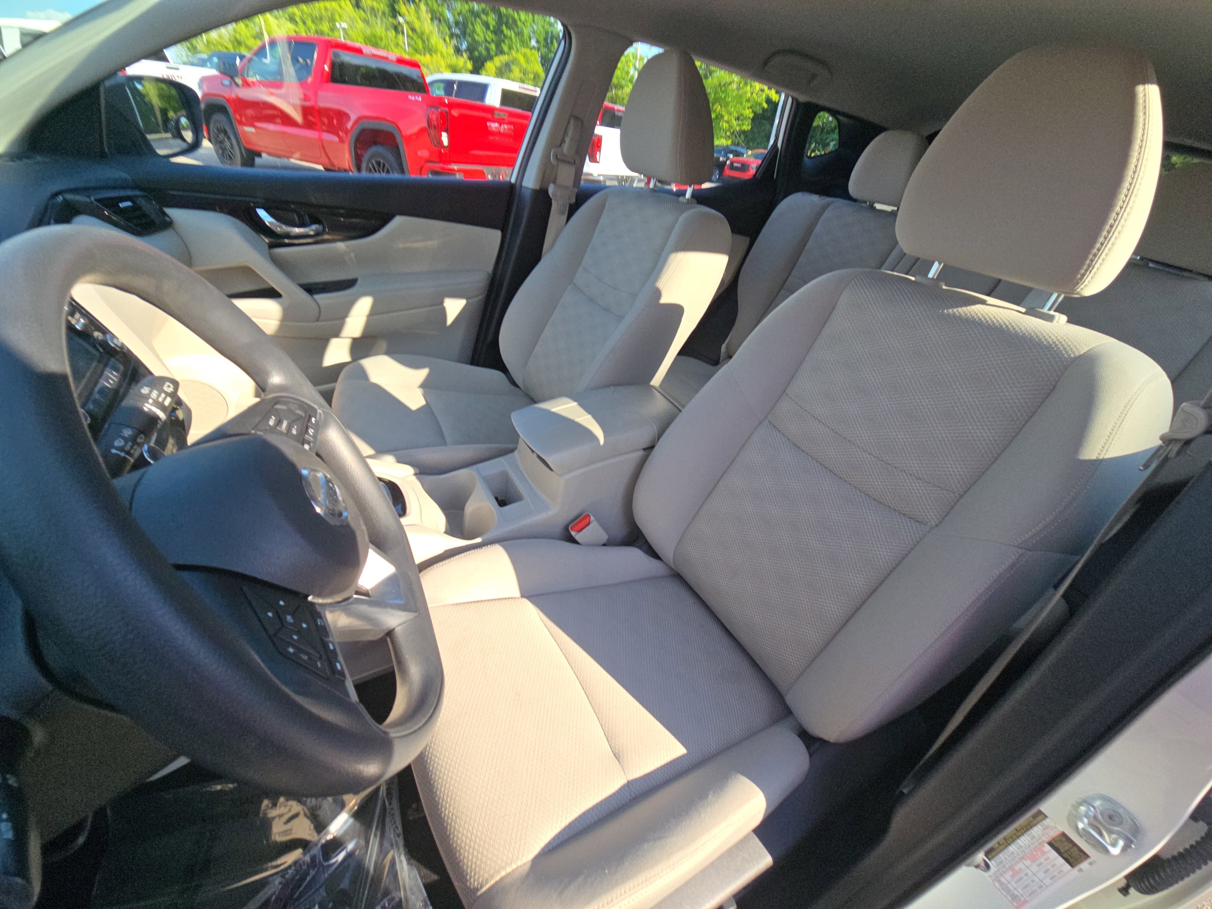 2017 Nissan Rogue Sport SV