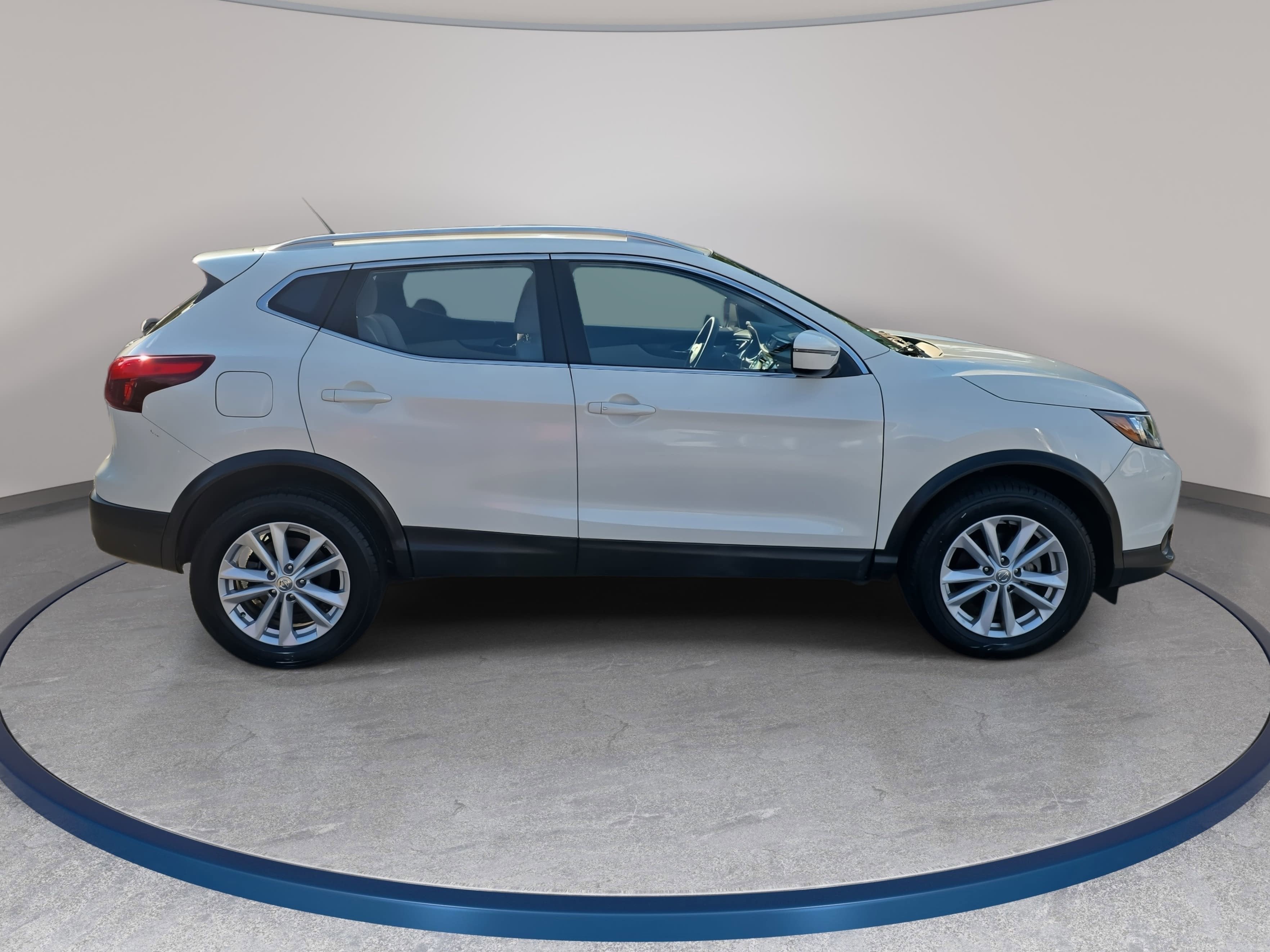 2017 Nissan Rogue Sport SV