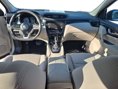 2017 Nissan Rogue Sport SV