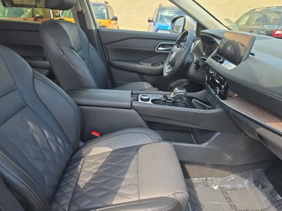 2024 Nissan Rogue Platinum