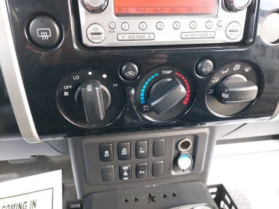 2012 Toyota FJ Cruiser SR