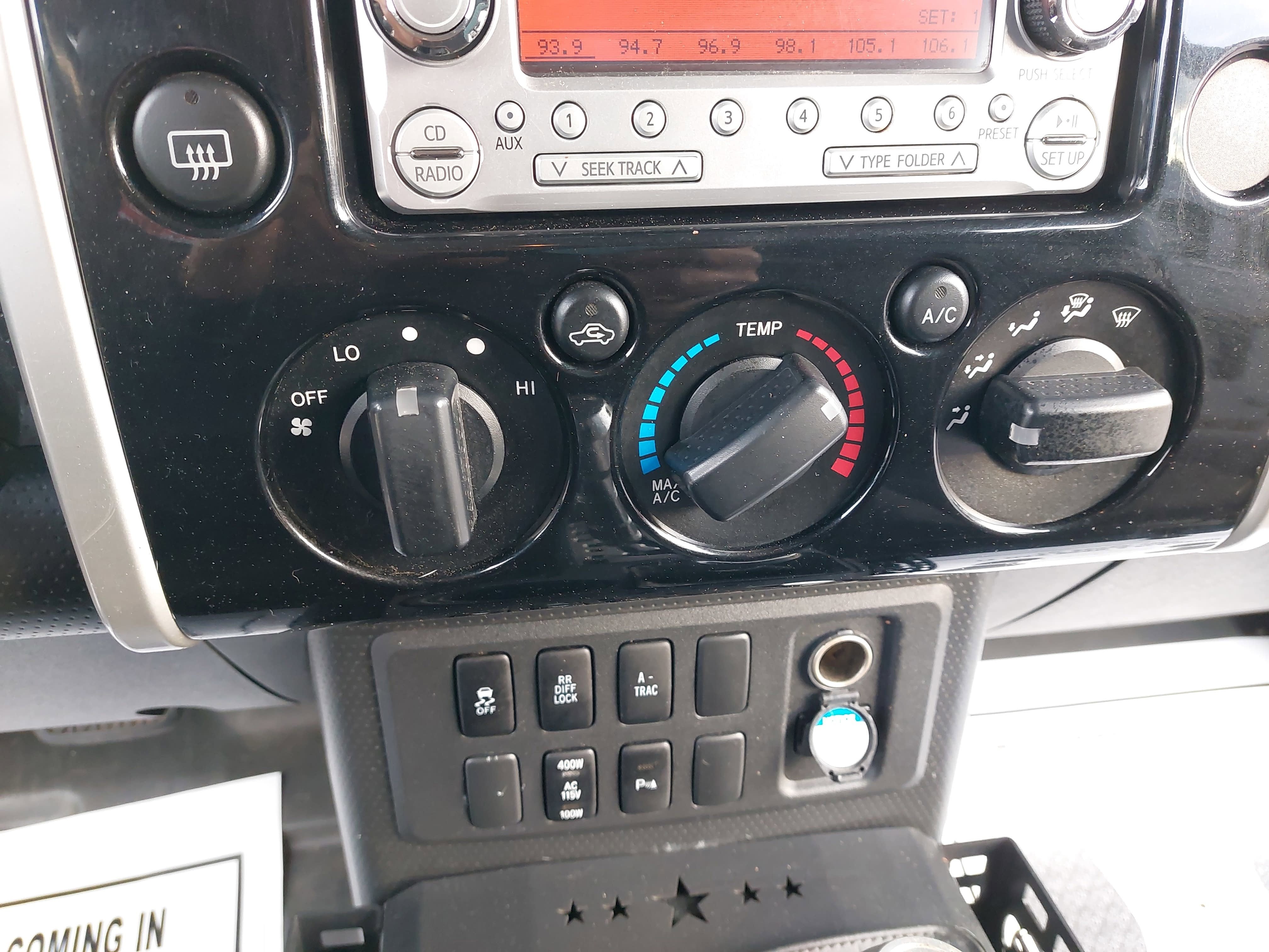 2012 Toyota FJ Cruiser SR