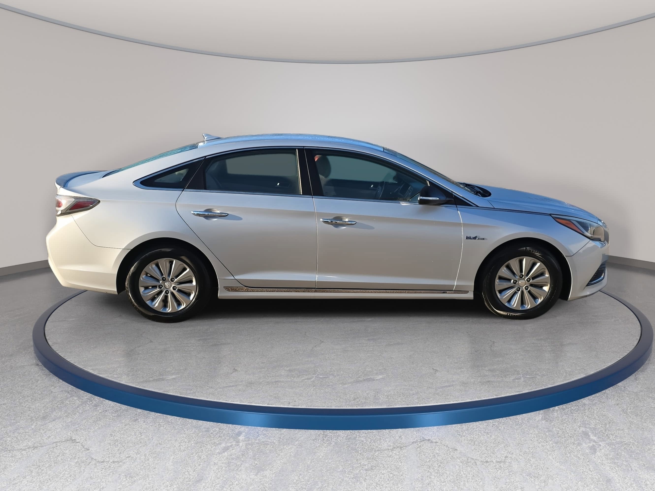 2016 Hyundai Sonata Hybrid SE