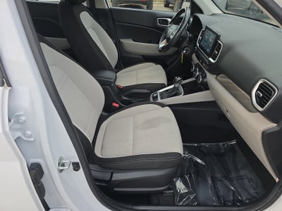 2022 Hyundai Venue SEL