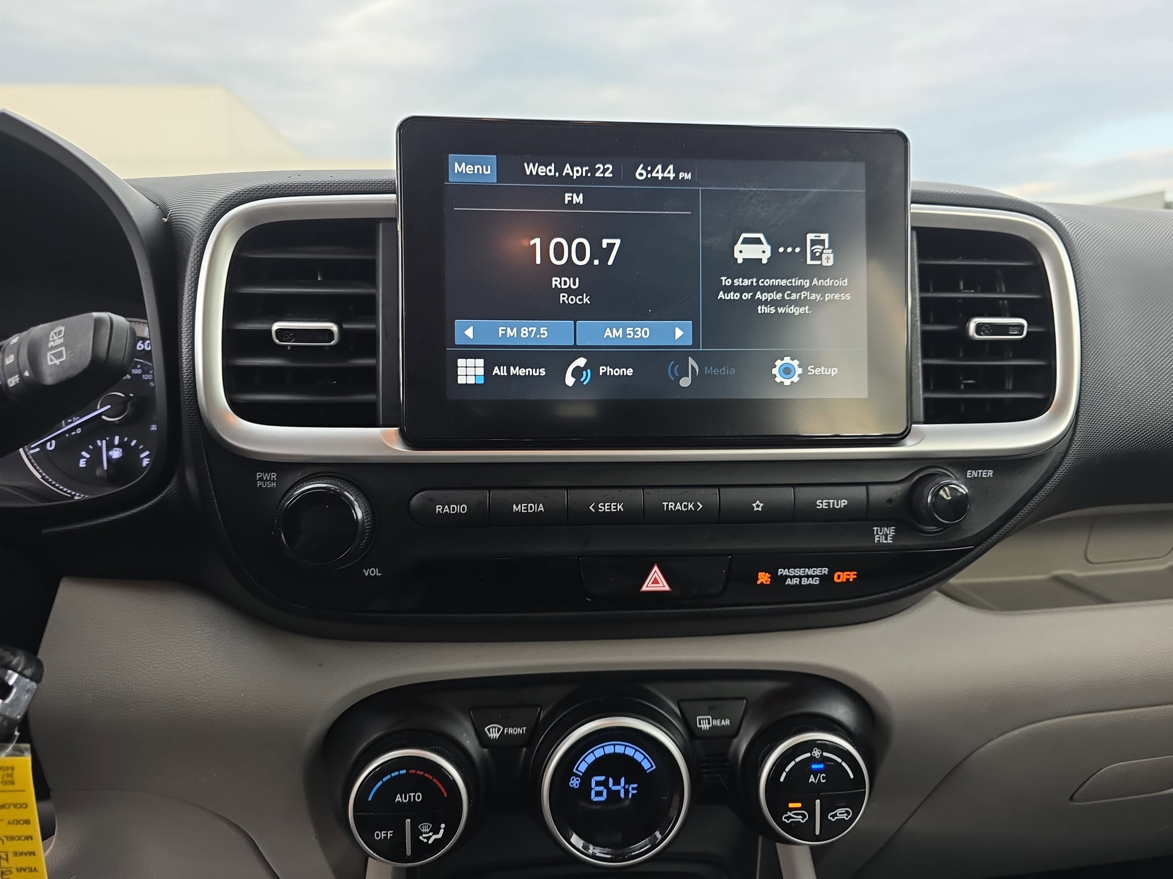 2022 Hyundai Venue SEL