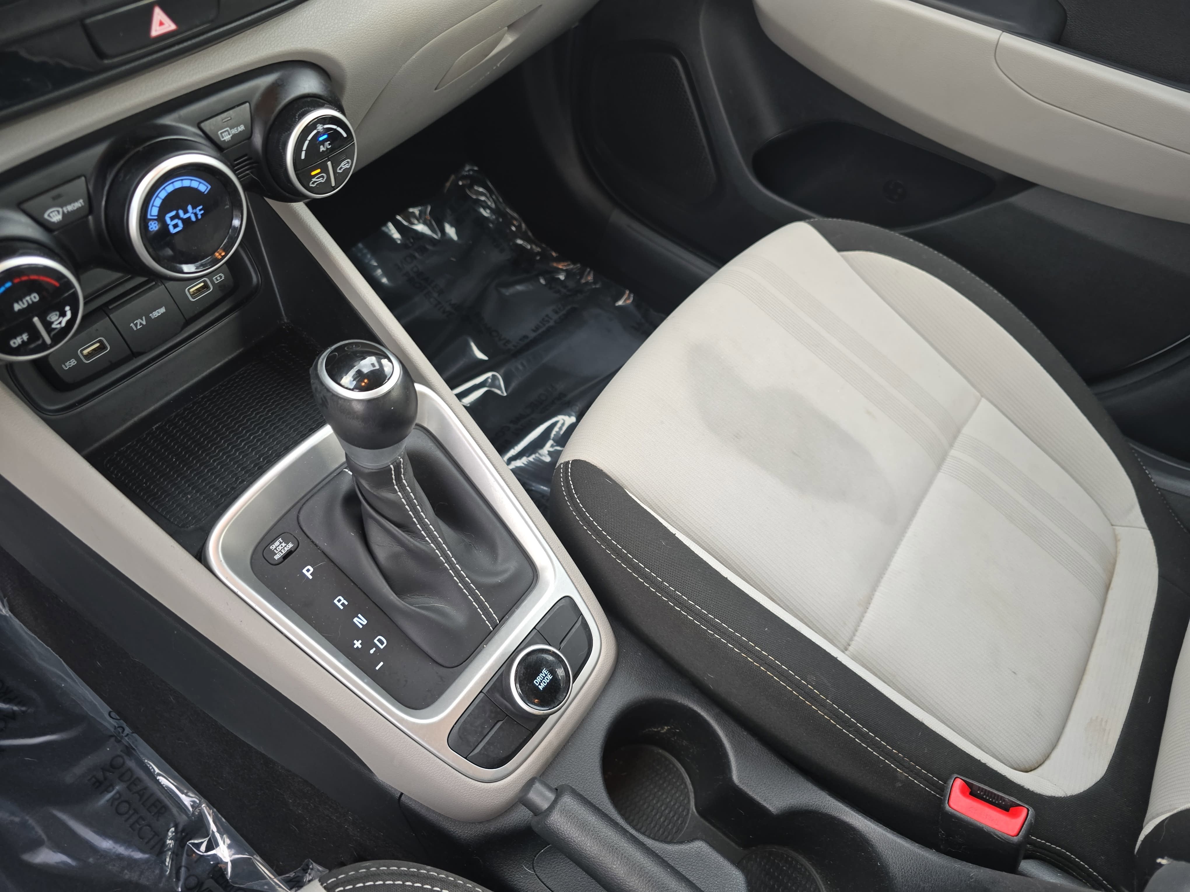 2022 Hyundai Venue SEL