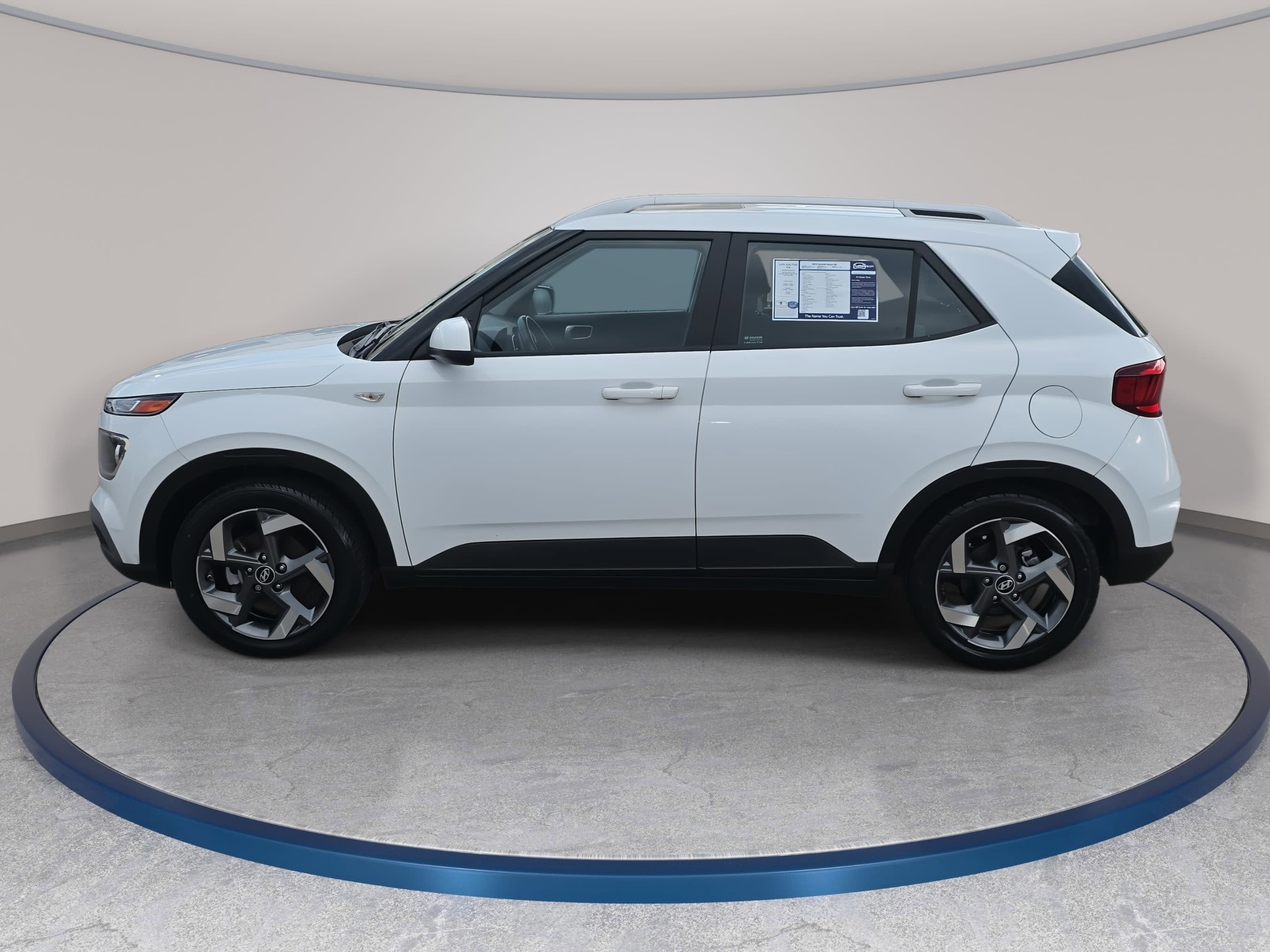 2022 Hyundai Venue SEL