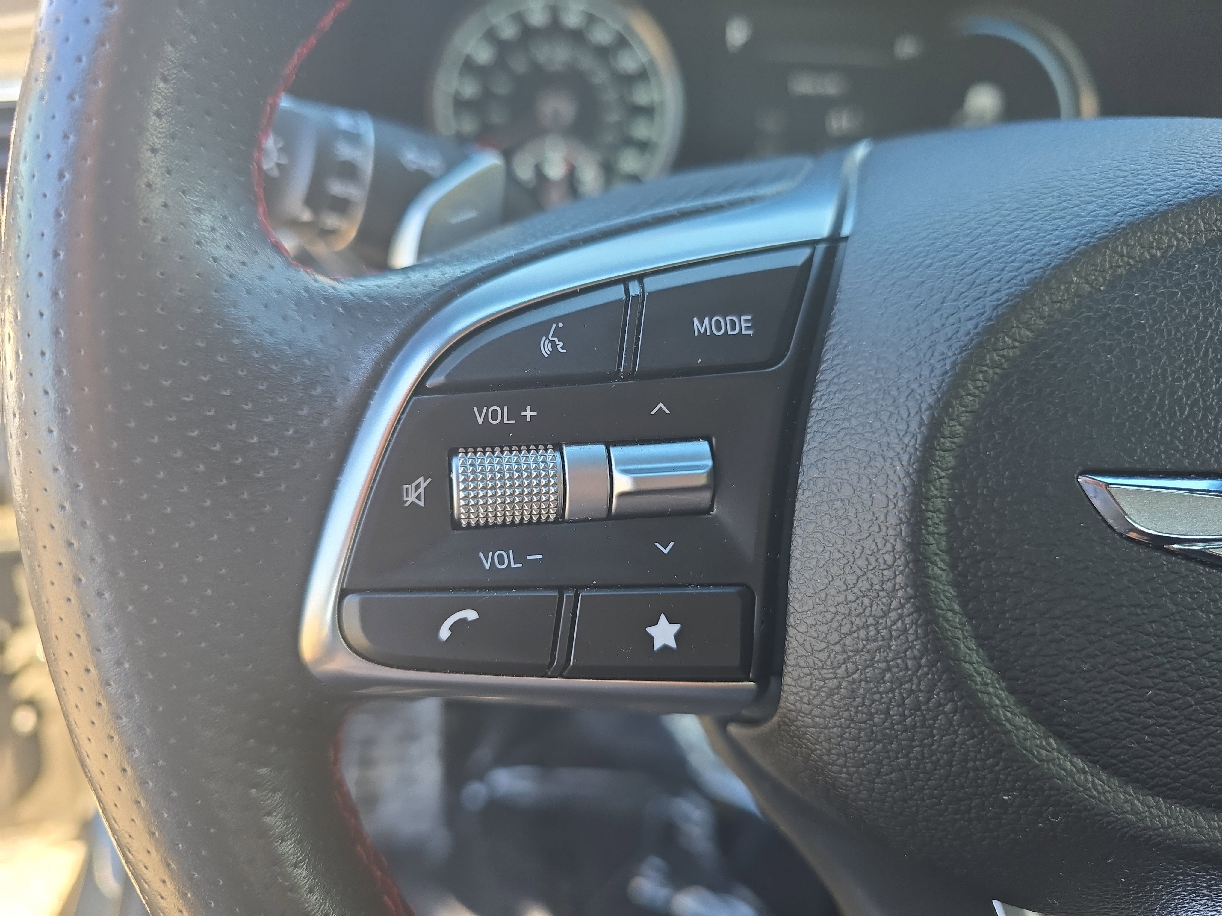 2023 Genesis G70 3.3T