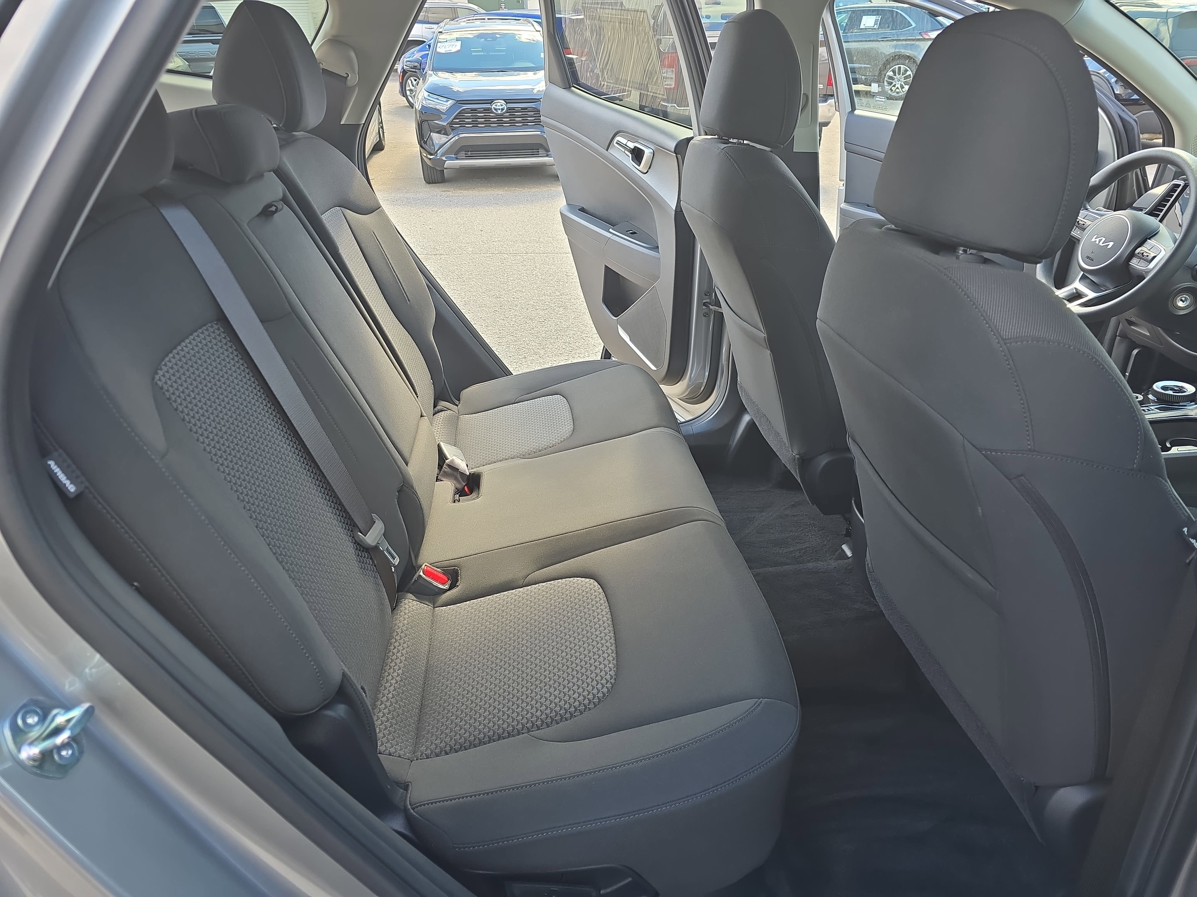 2025 Kia Sportage Hybrid LX