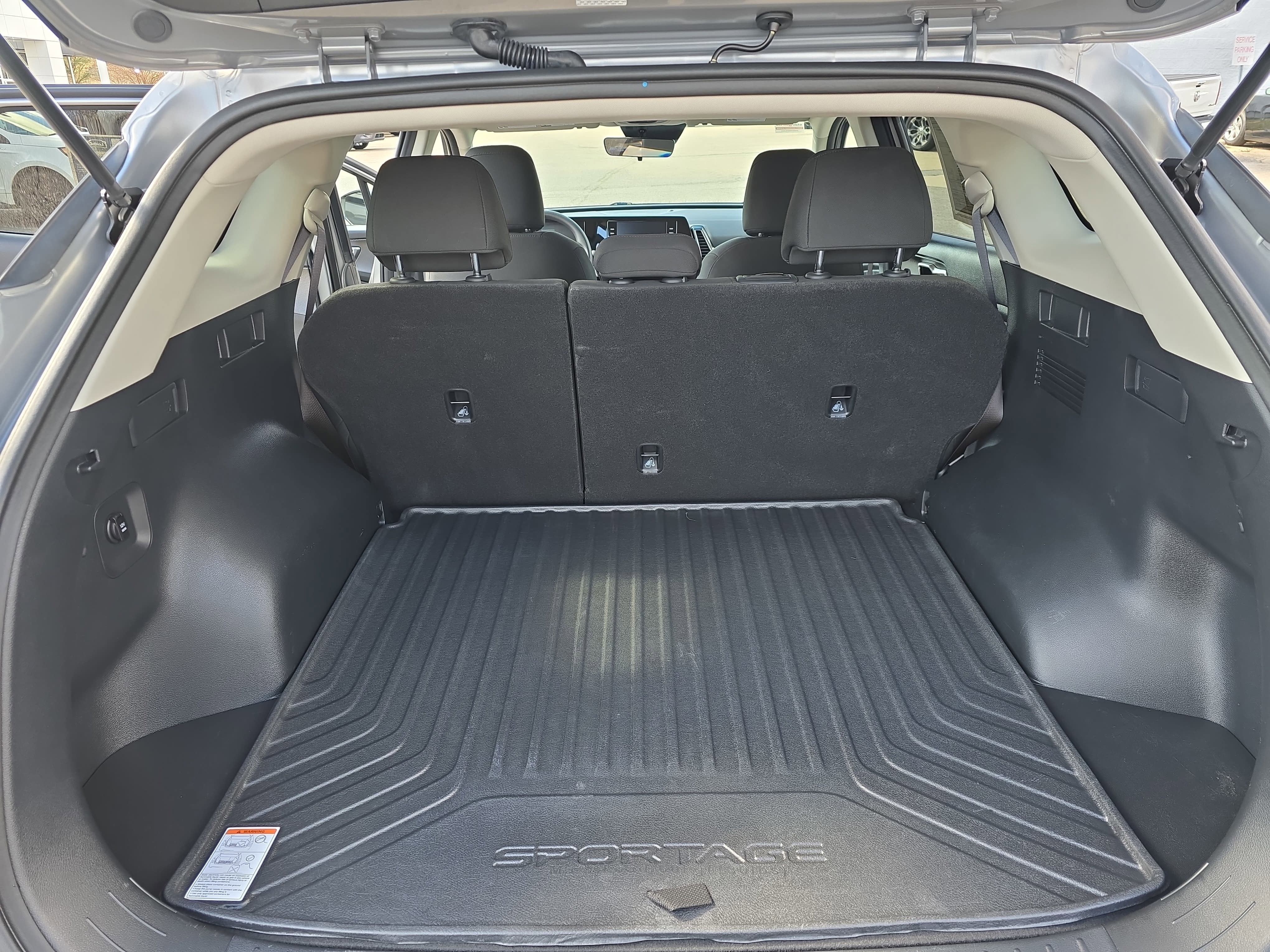 2025 Kia Sportage Hybrid LX