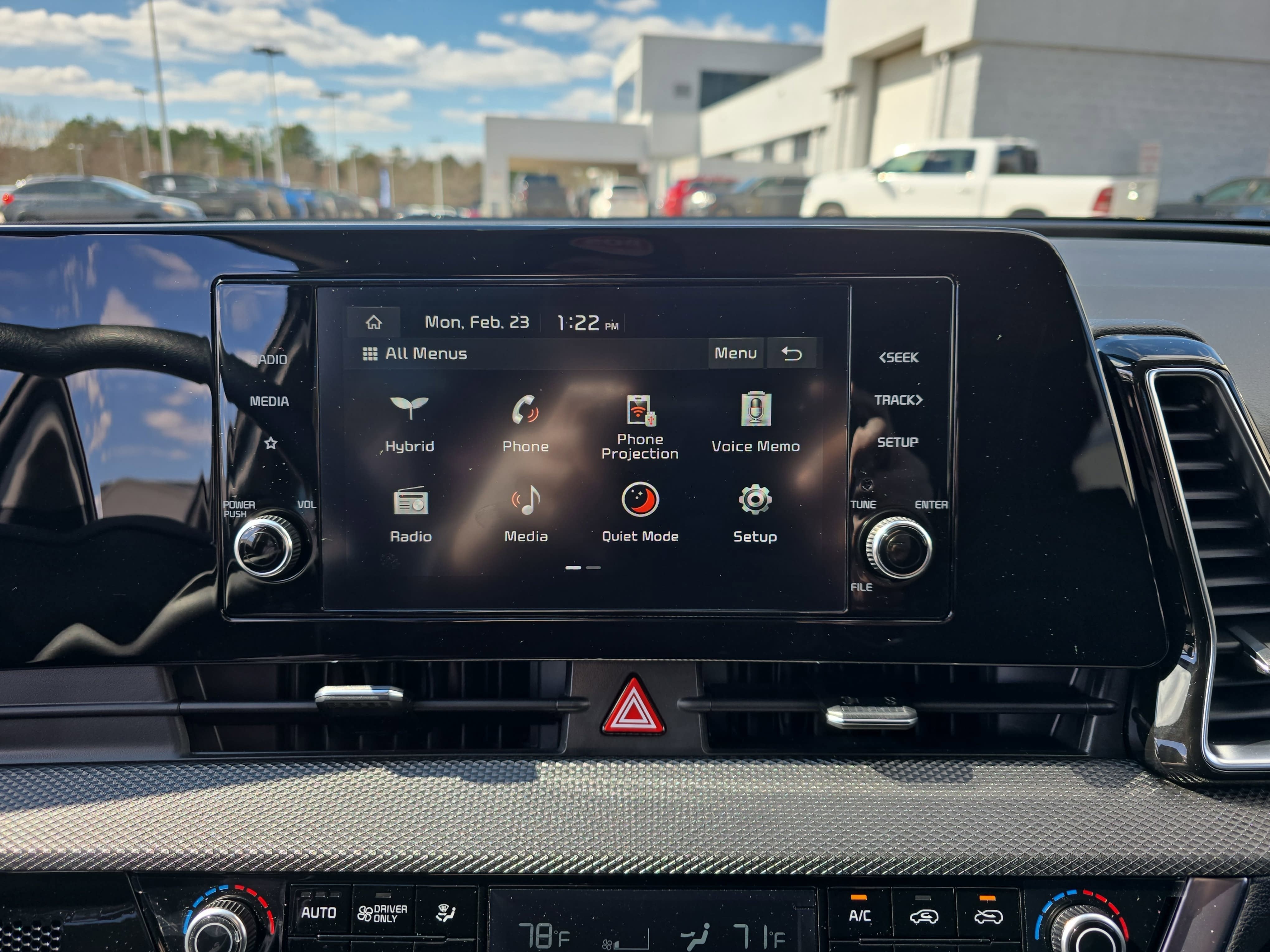 2025 Kia Sportage Hybrid LX