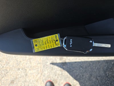 2025 Kia Sportage Hybrid LX