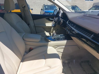 2019 Audi Q7 Premium